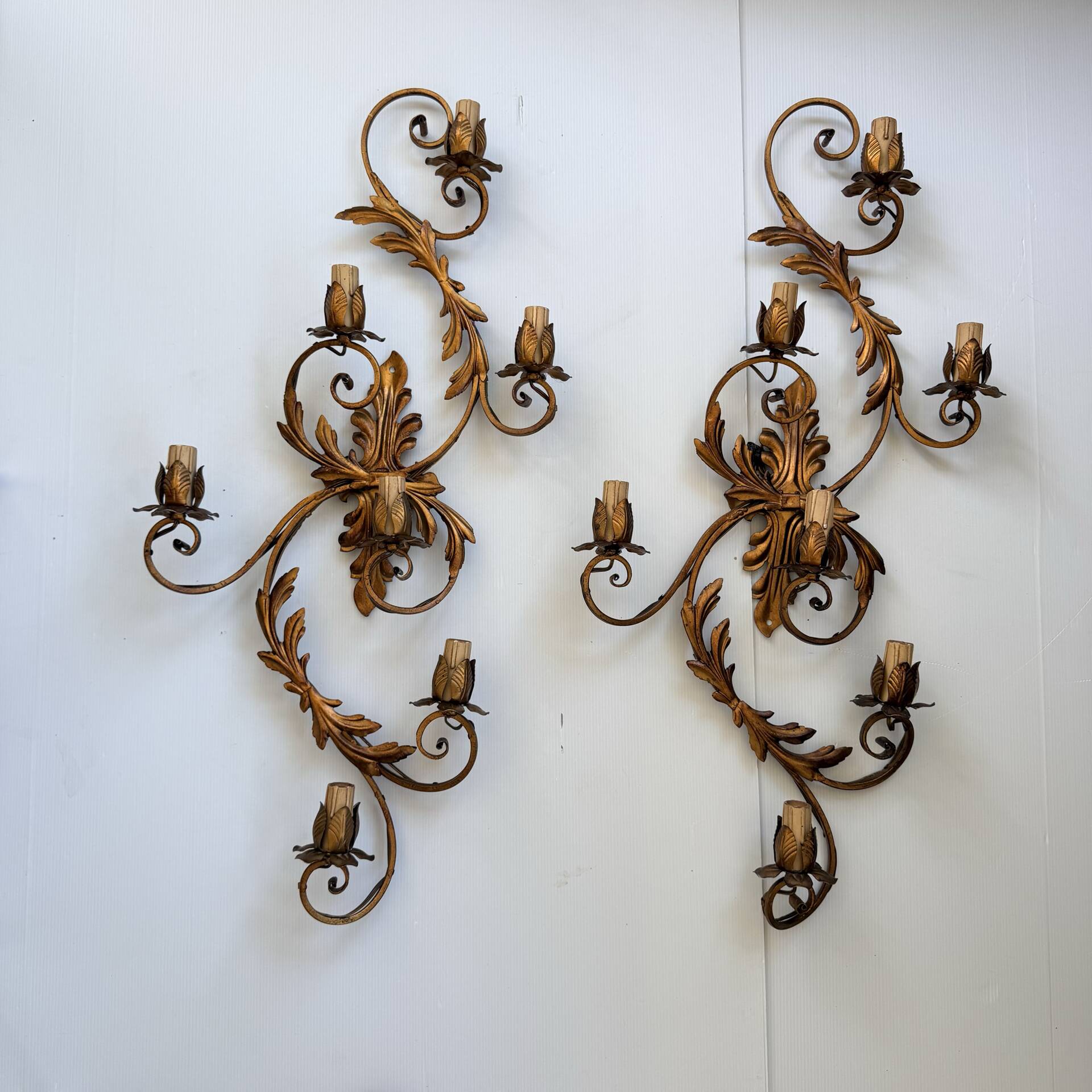 Pair of Golden Florentine Wall Lights 1950s 1960s Hollywood Regency 7 Lights