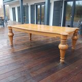 Roche bobois table