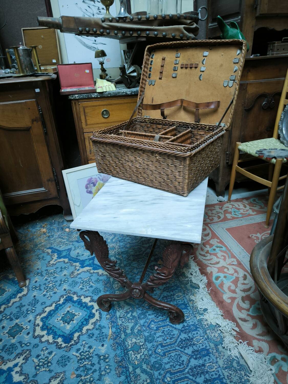 Cast iron and marble swan-neck coffee table