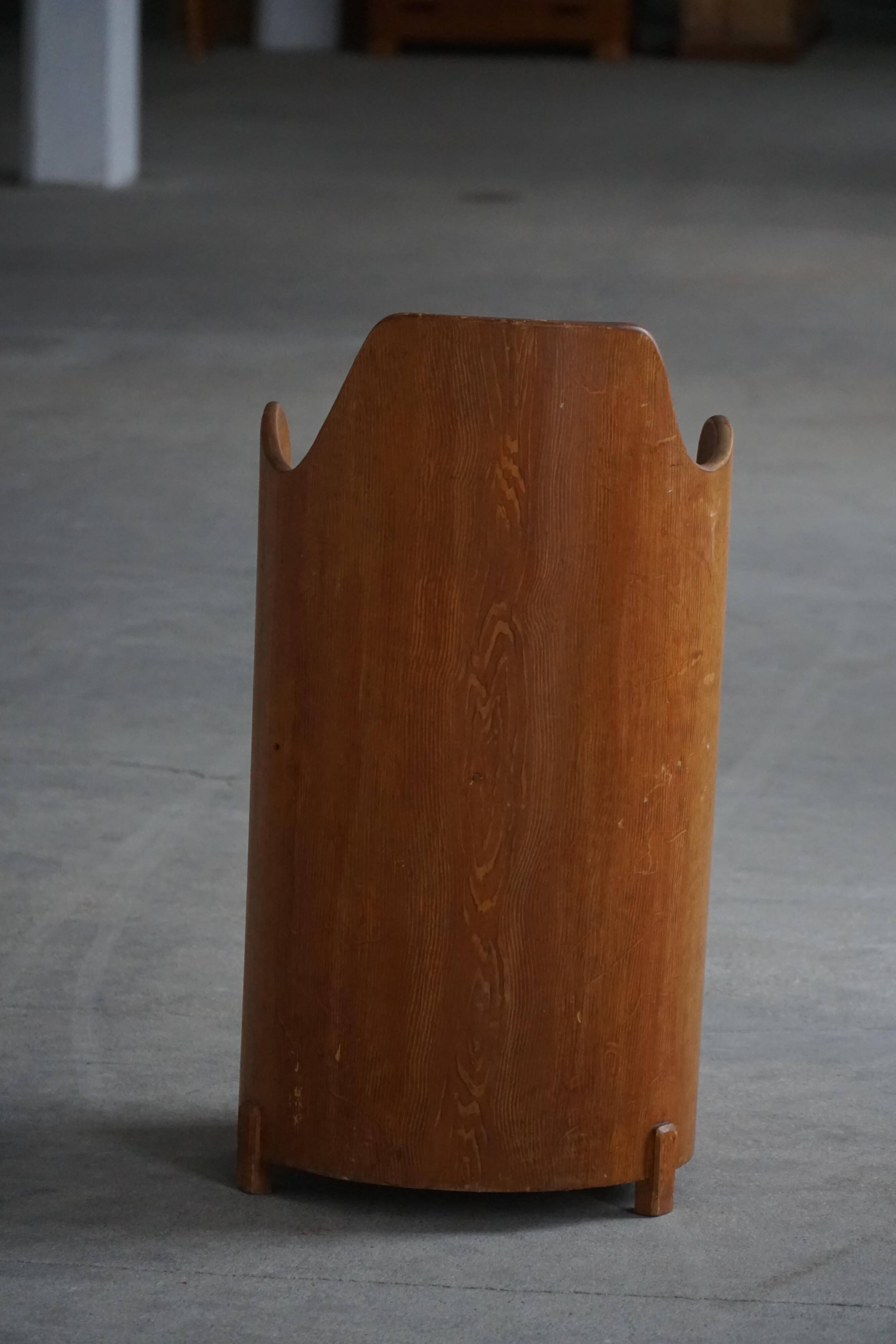 Modern Scandinavian style, Stump chair / "Kubstol" in pine, mid-20th century, 1950s.