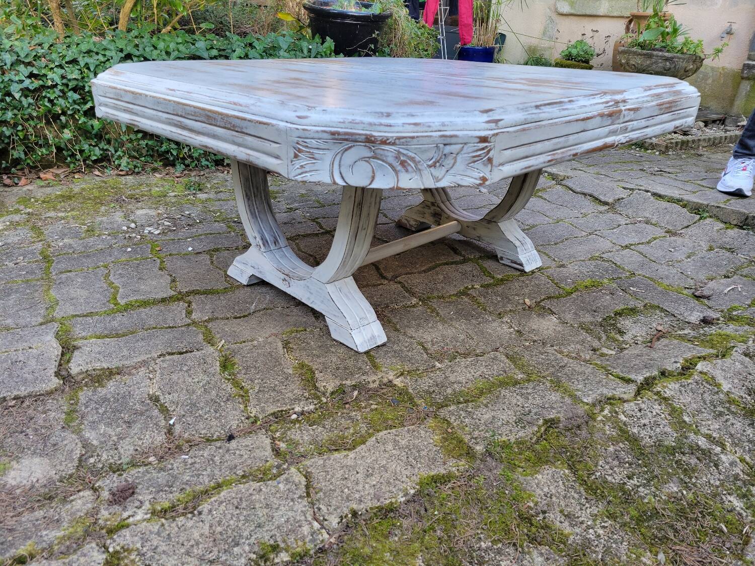 Art Deco coffee table