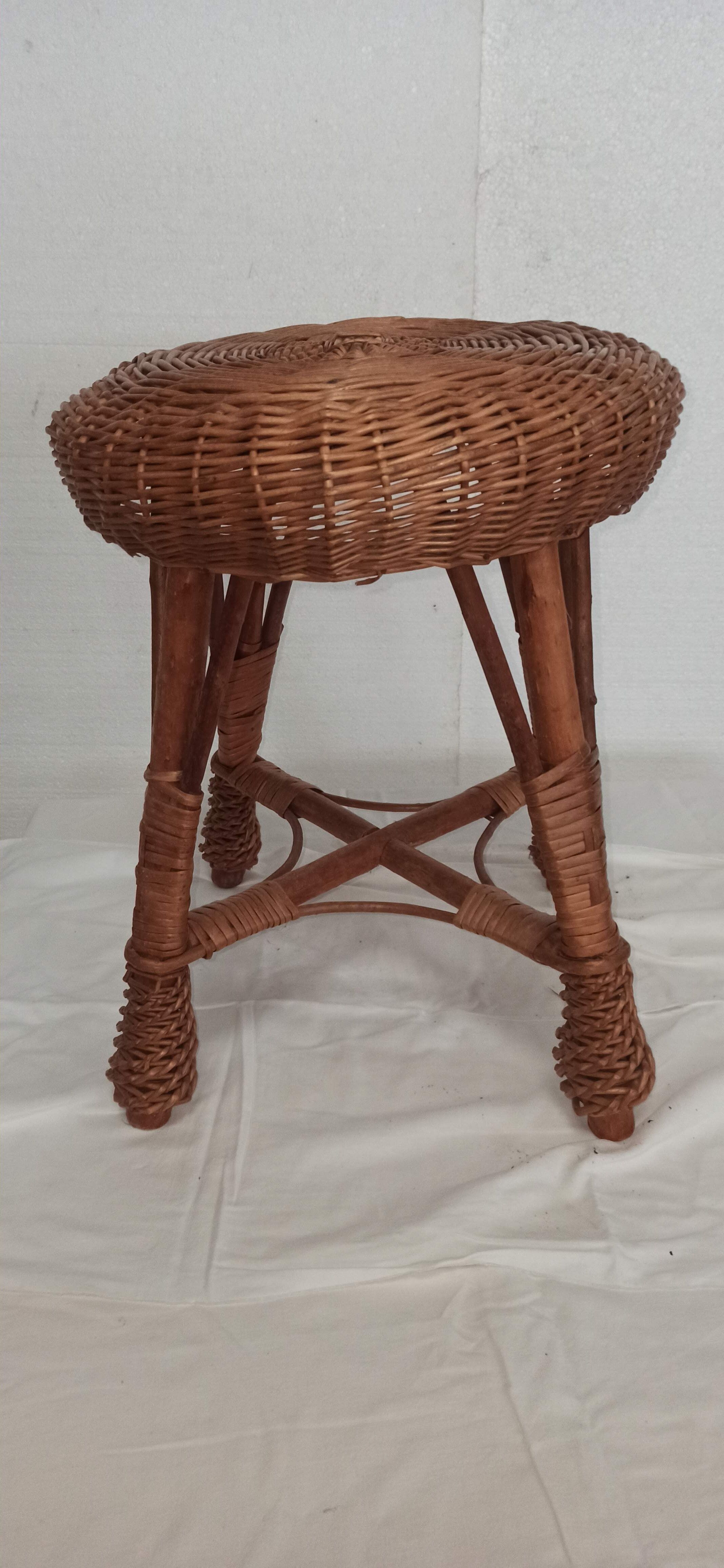 Rattan stool