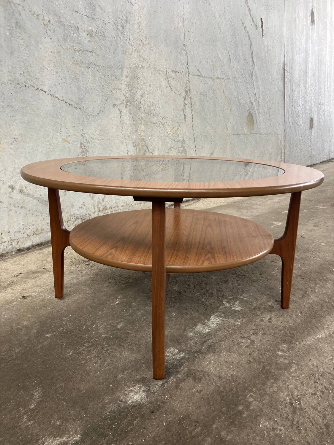 Mid-Century Retro Round Coffee Table by Schreiber 1960s