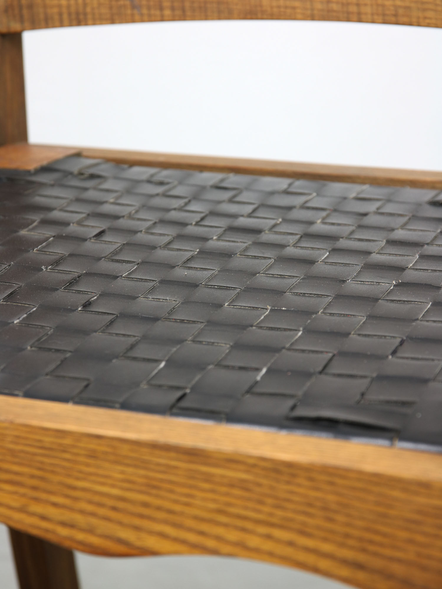 Chaises médiévales vintage en chêne, lot de 4