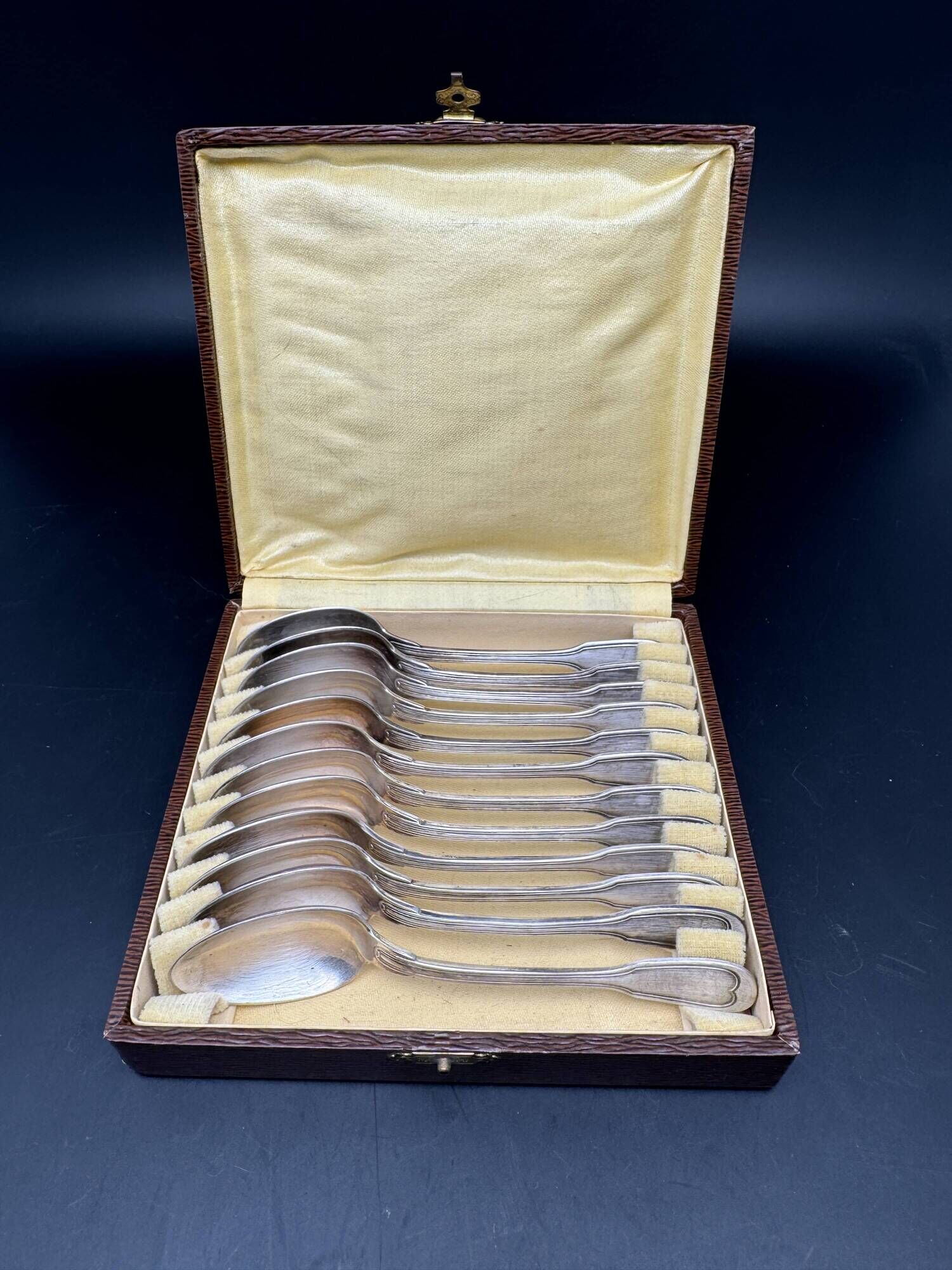 White metal (silverware) dessert spoons in original box – 1224b8