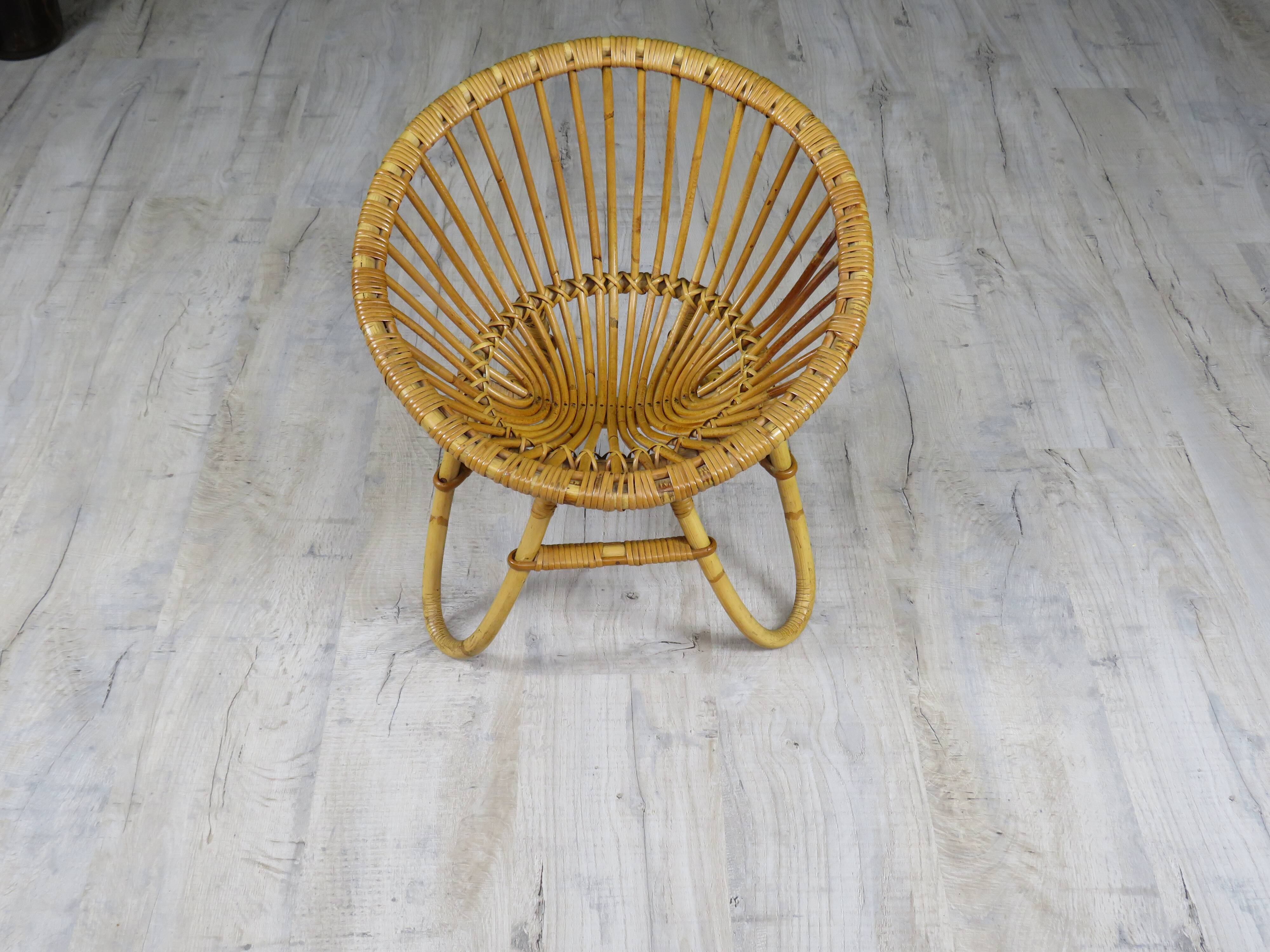 Kid's chair rattan sun shape