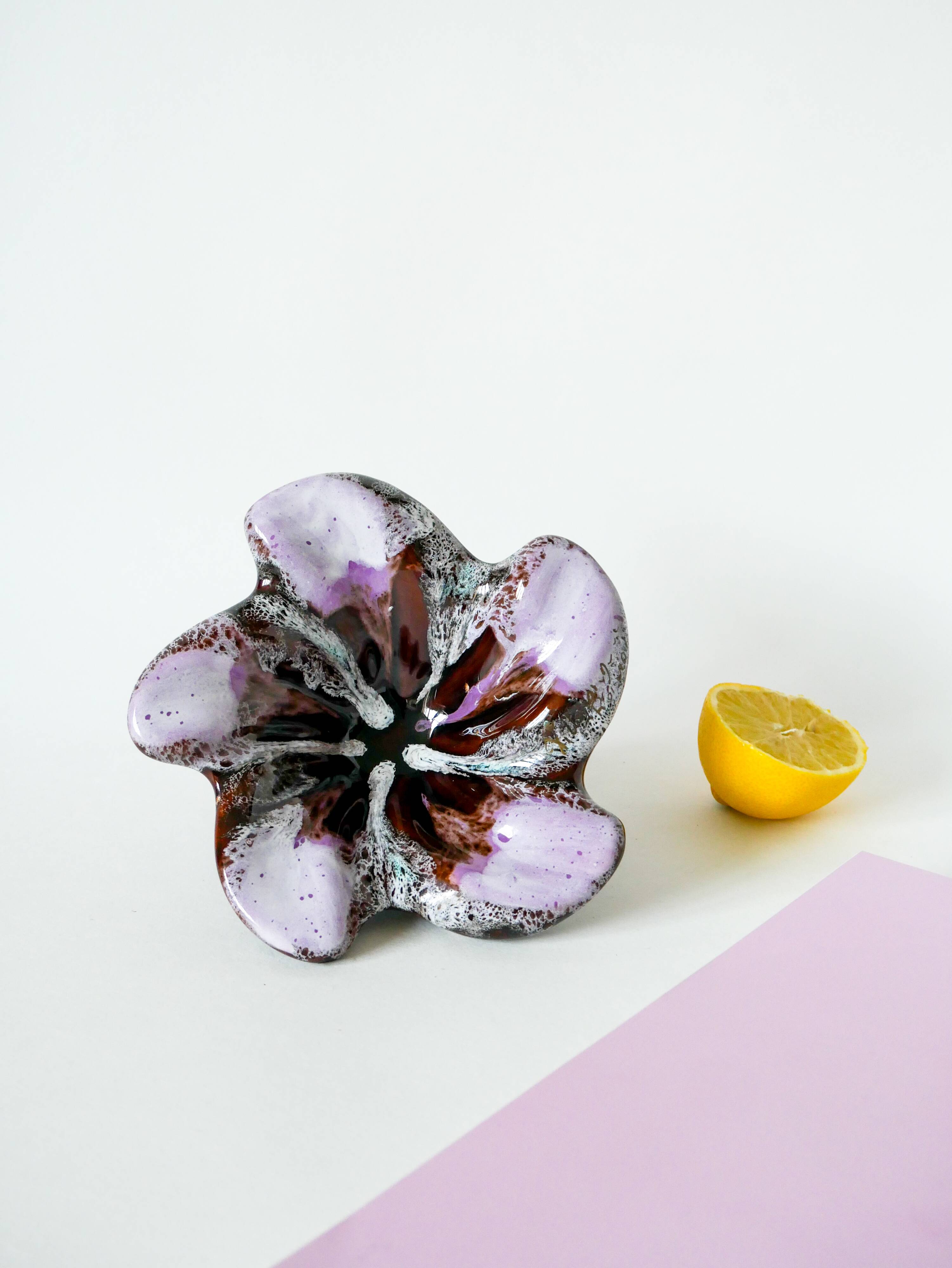 Purple lilac and brown star ceramic pocket tray / cup 1970