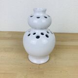Vase with white ceramic flowers