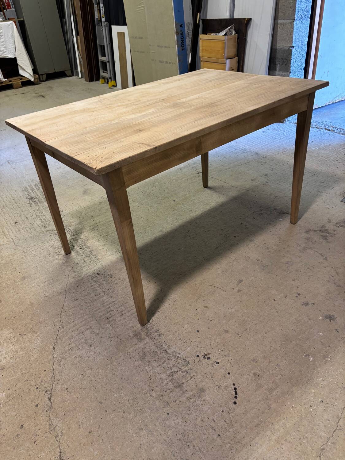 Bistro table