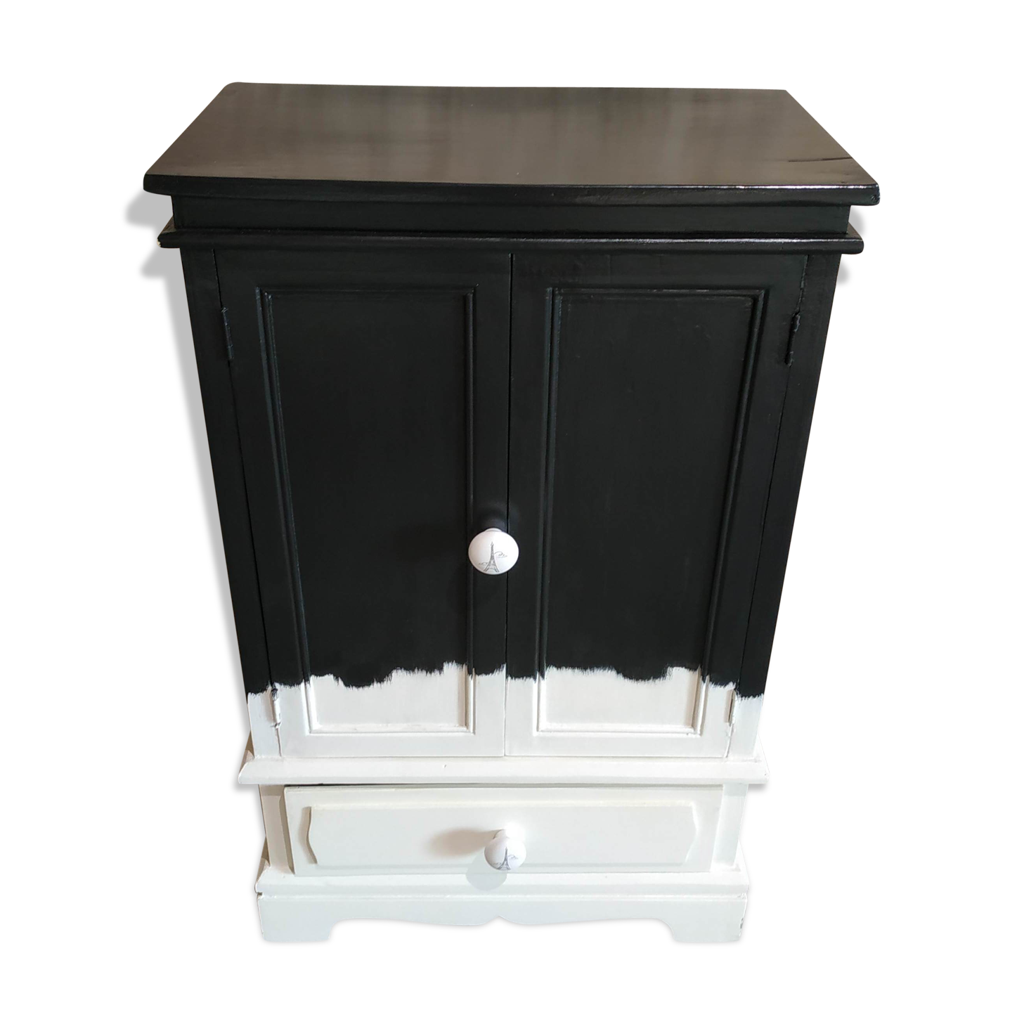 Black and white confectioner