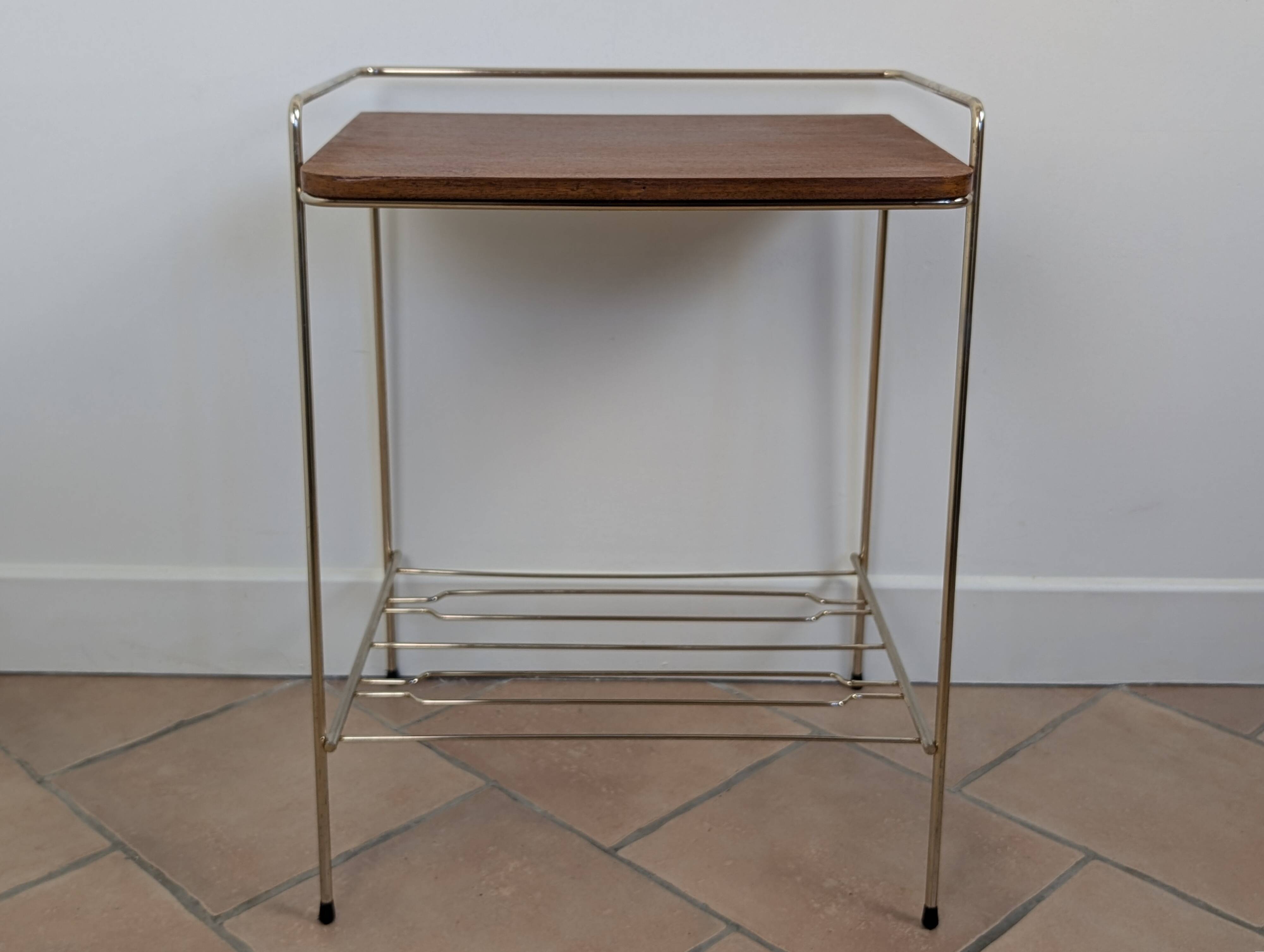 Bedside tables / Side tables