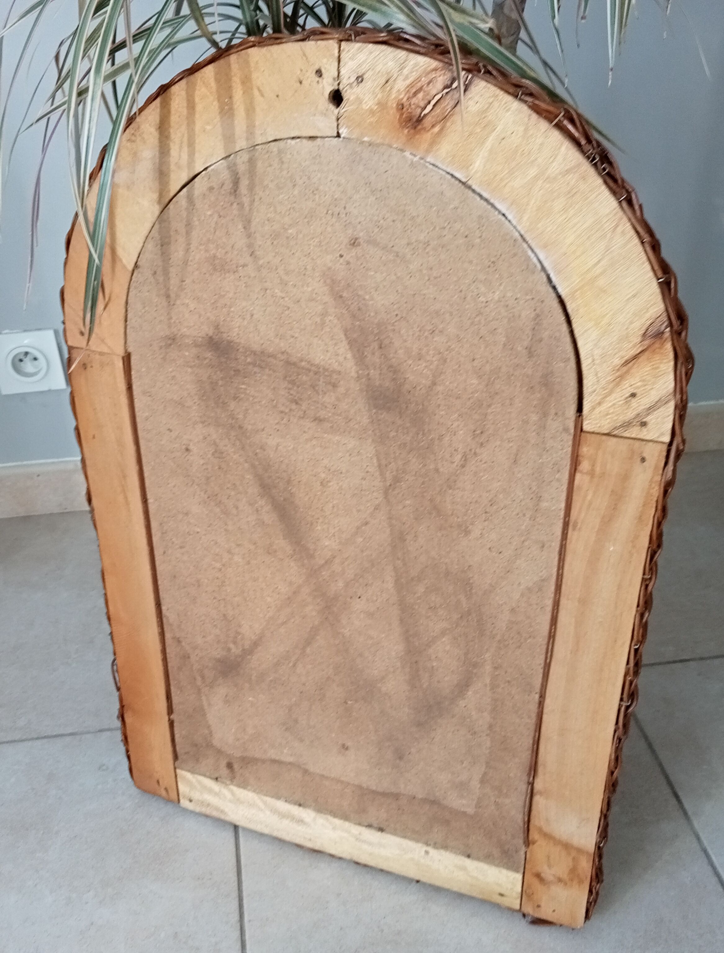 Vintage braided wicker mirror 72x47cm