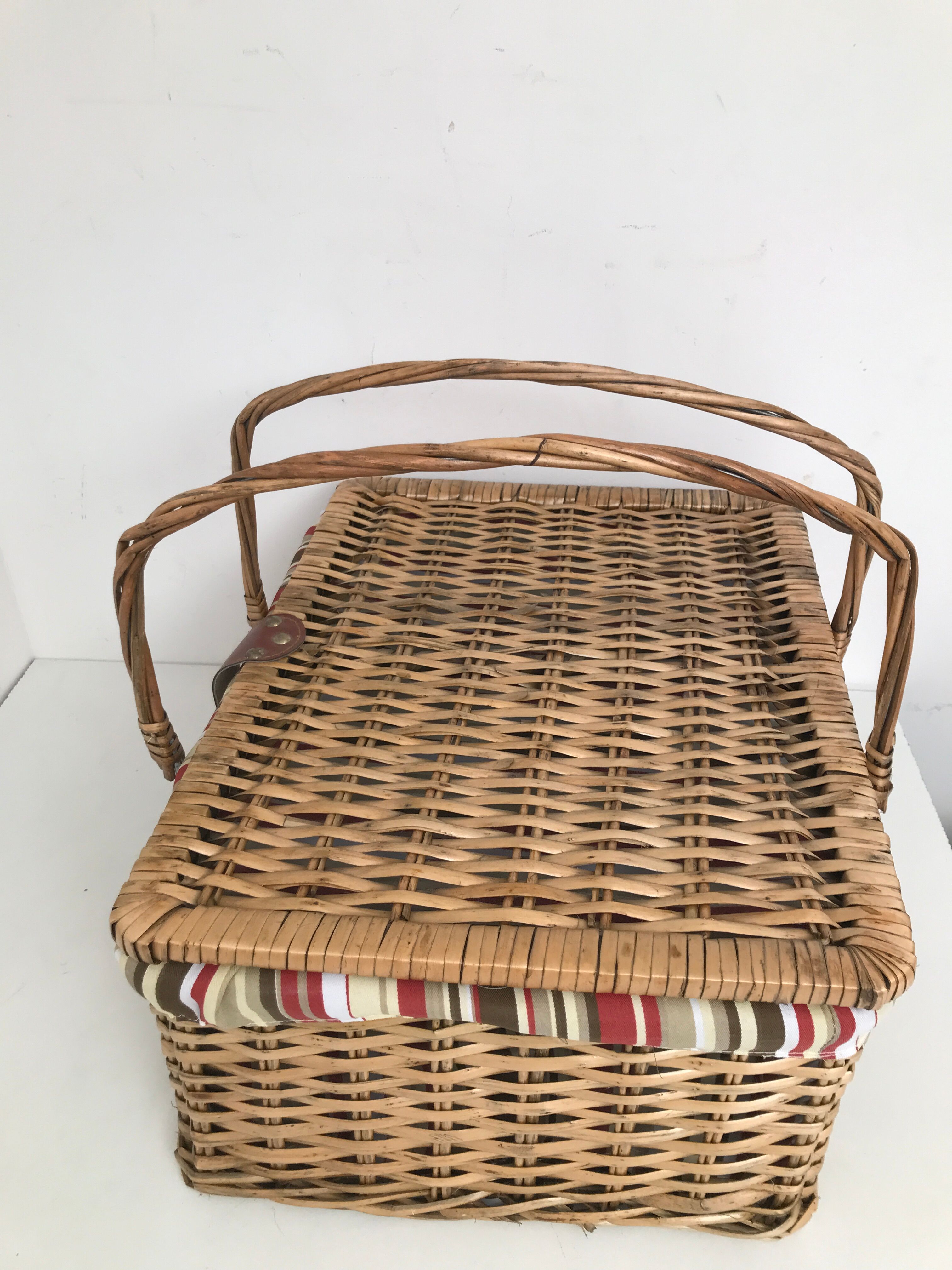 Vintage picnic basket