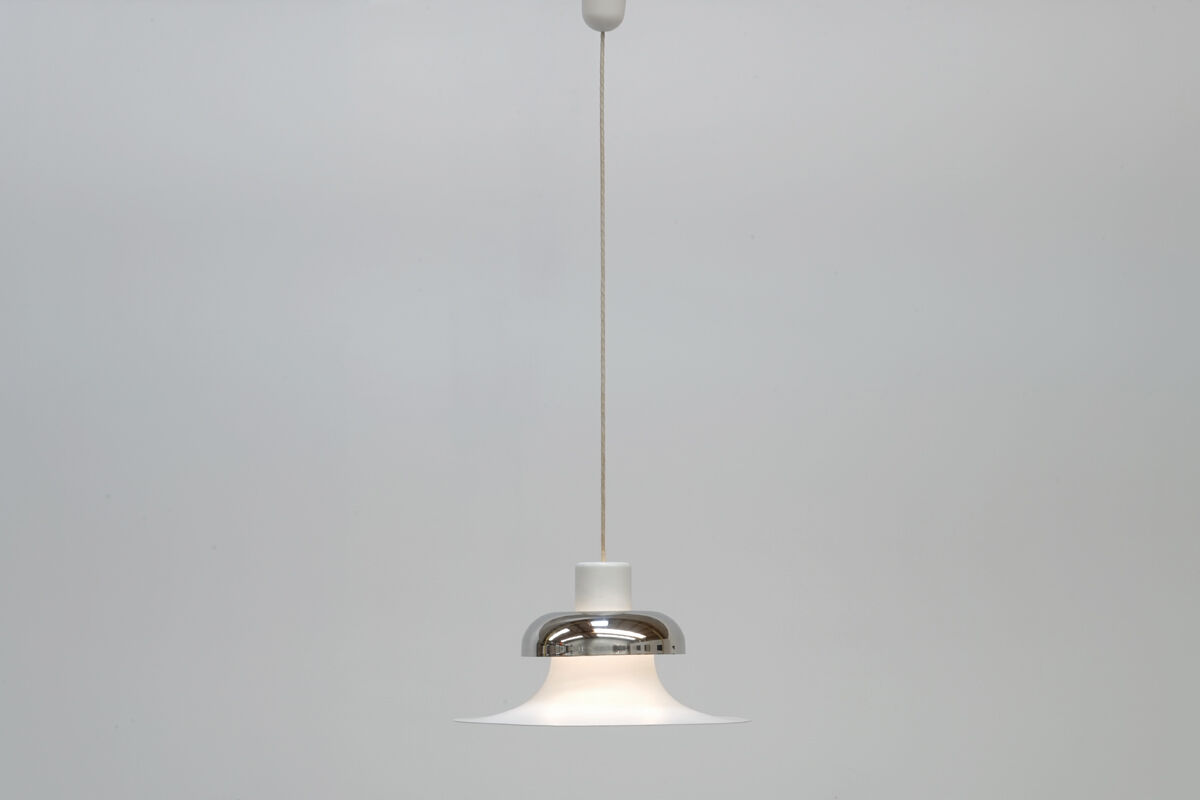 Scandinavian hanging lamp Mandalay by Andreas Hansen edition Louis Poulsen
