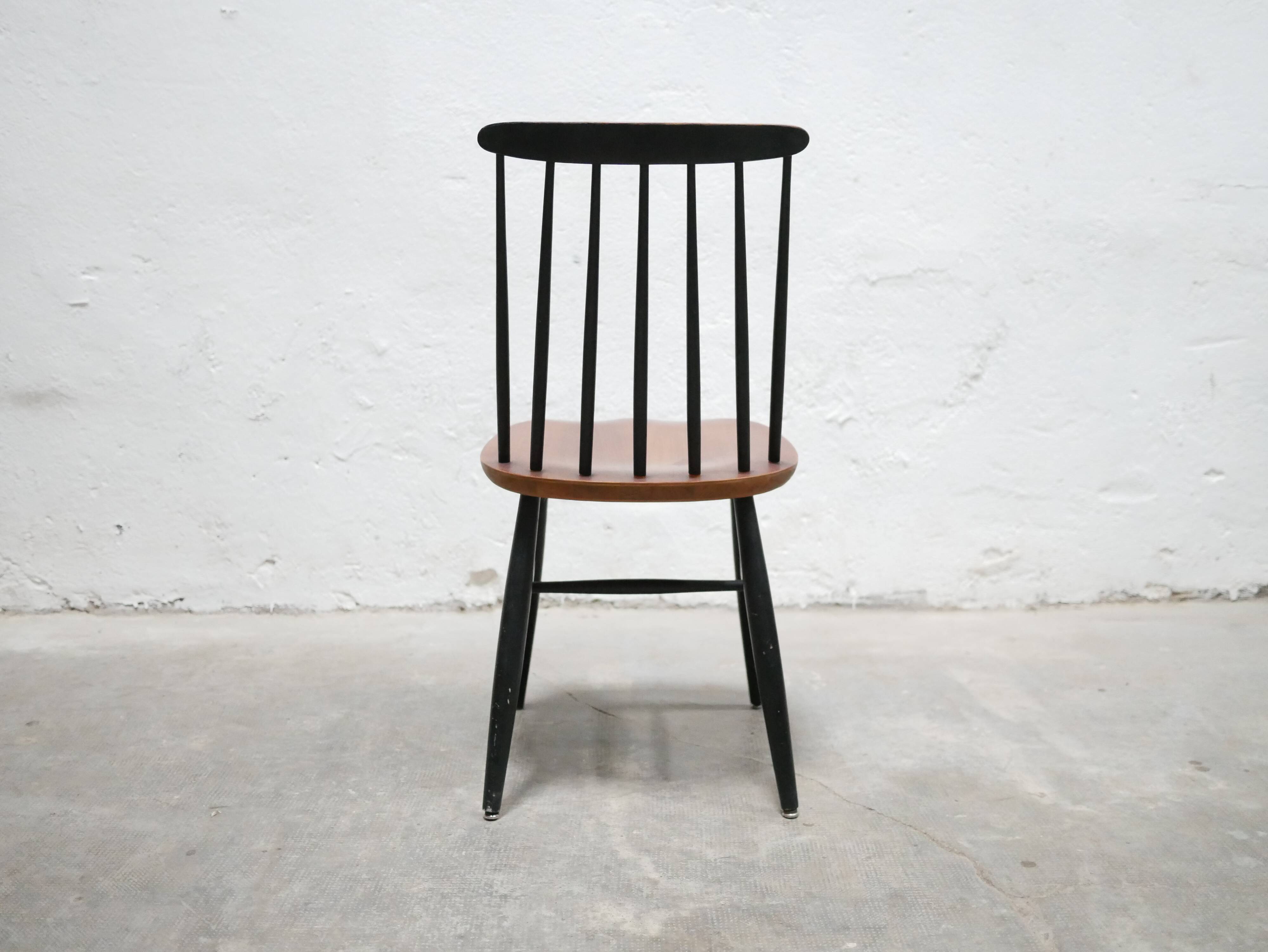 Chaise vintage en bois éditée par Stol Kamnik