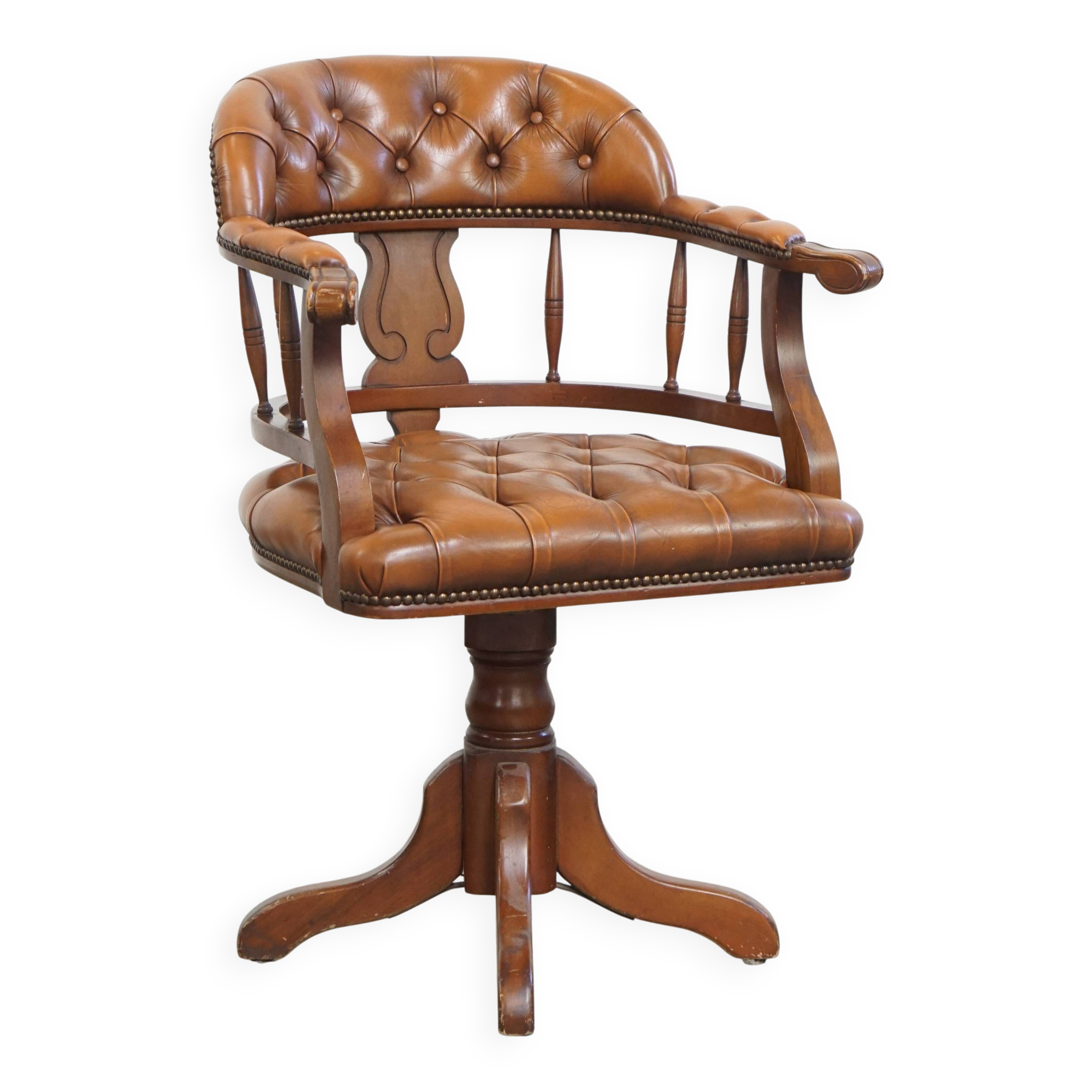 Leather and Wood Chesterfield Office Chair in English Style