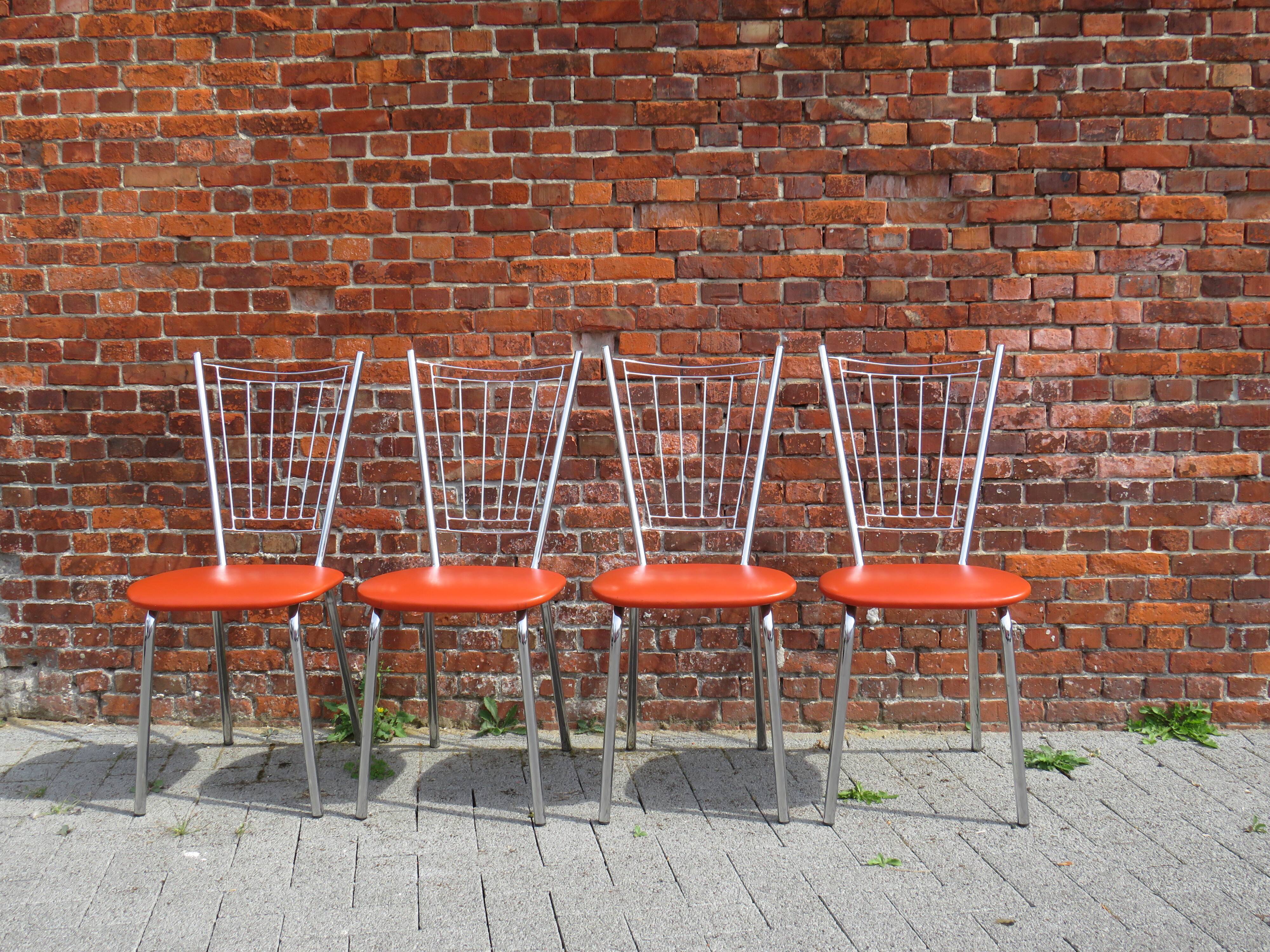 Ensemble de 4 chaises de salle à manger ou de cuisine happy orange, Allemagne 1960