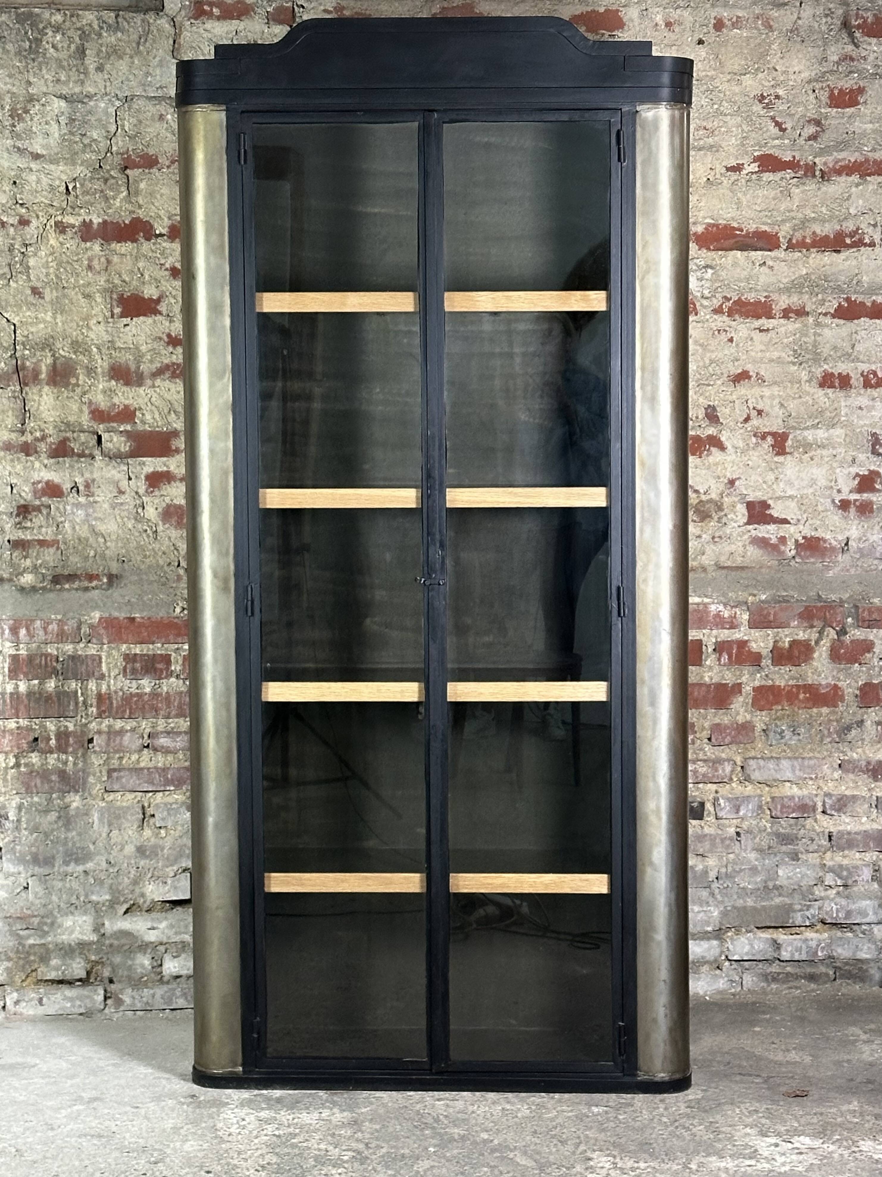 Bibliothèque /meuble de rangement en acier patiné et noire 1980