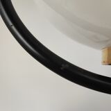 Metal and opaline suspension