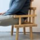 Chaise en bois primitive pour enfant