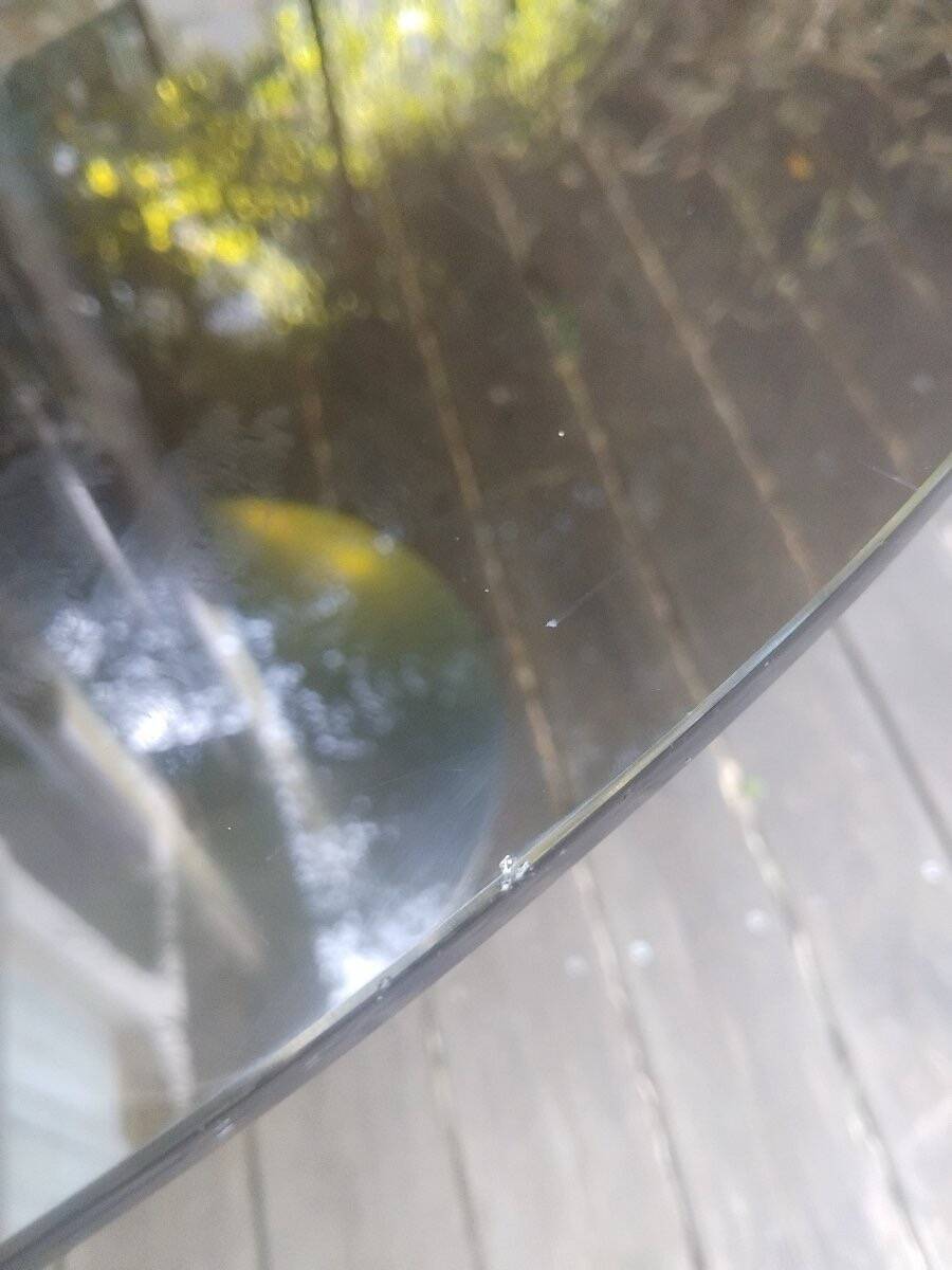 Table italienne - Acier et verre fumé - v. 1970