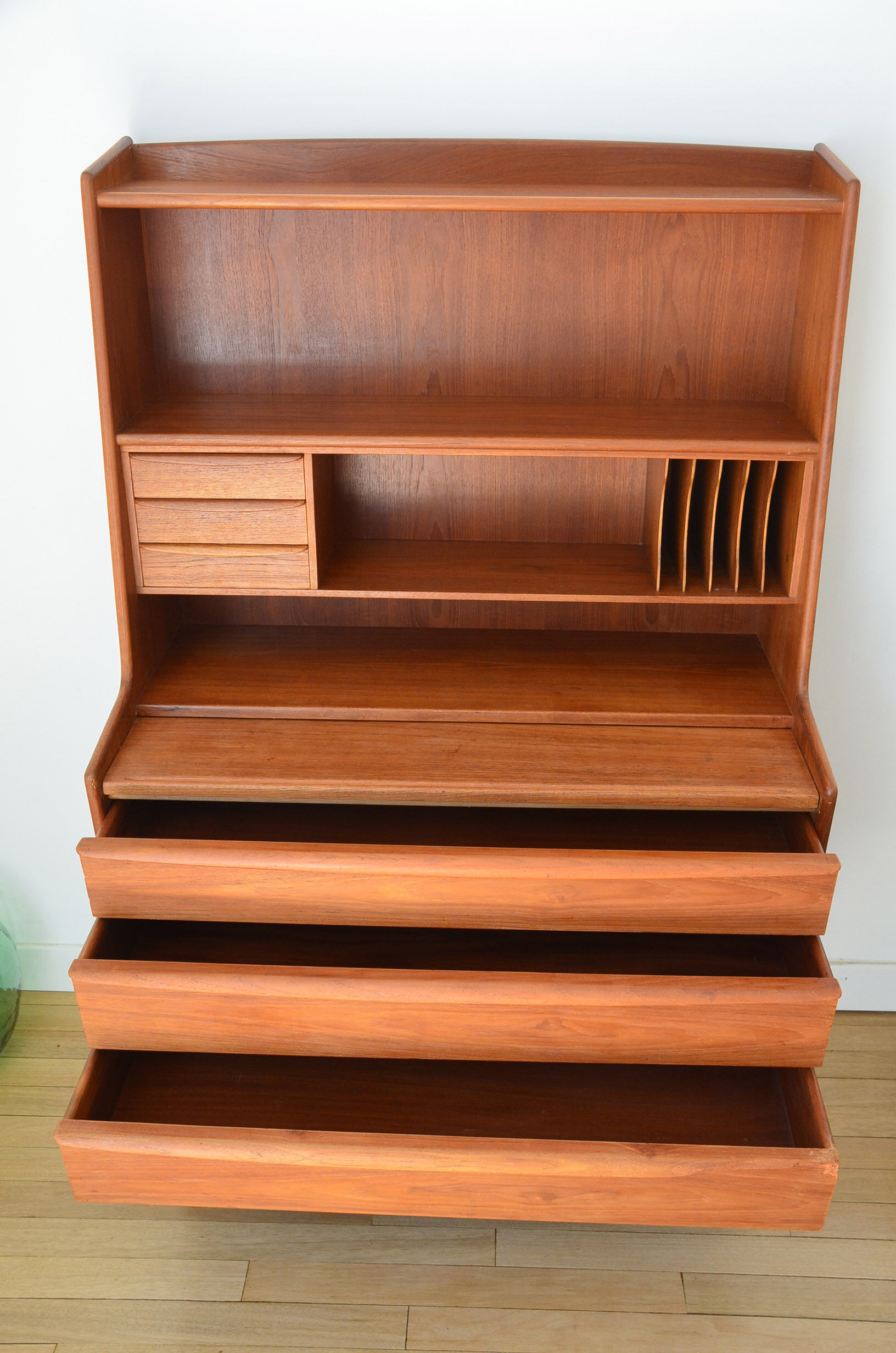 Secretary teck by Svend A Madsen 1960