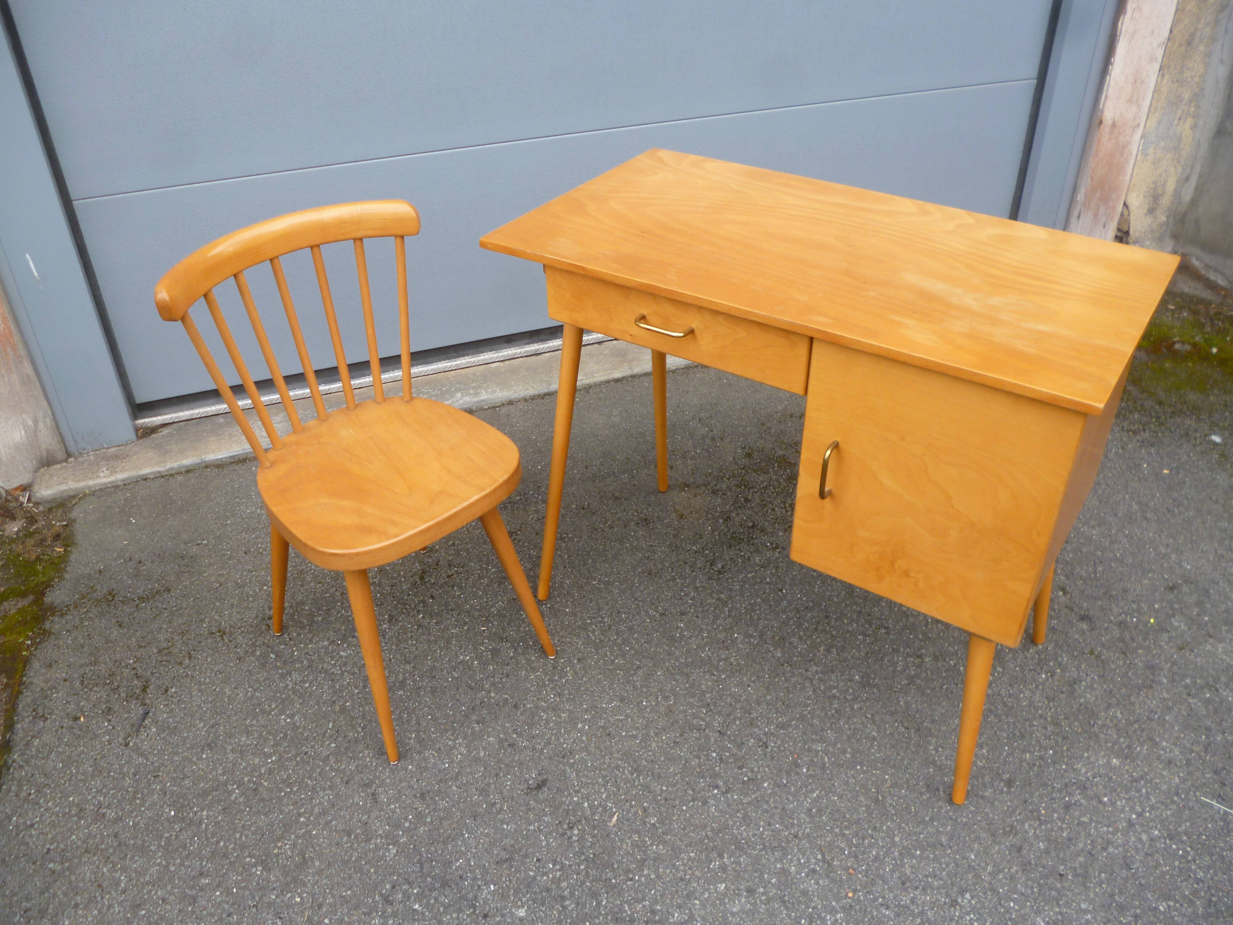 Baumann vintage desk and chair