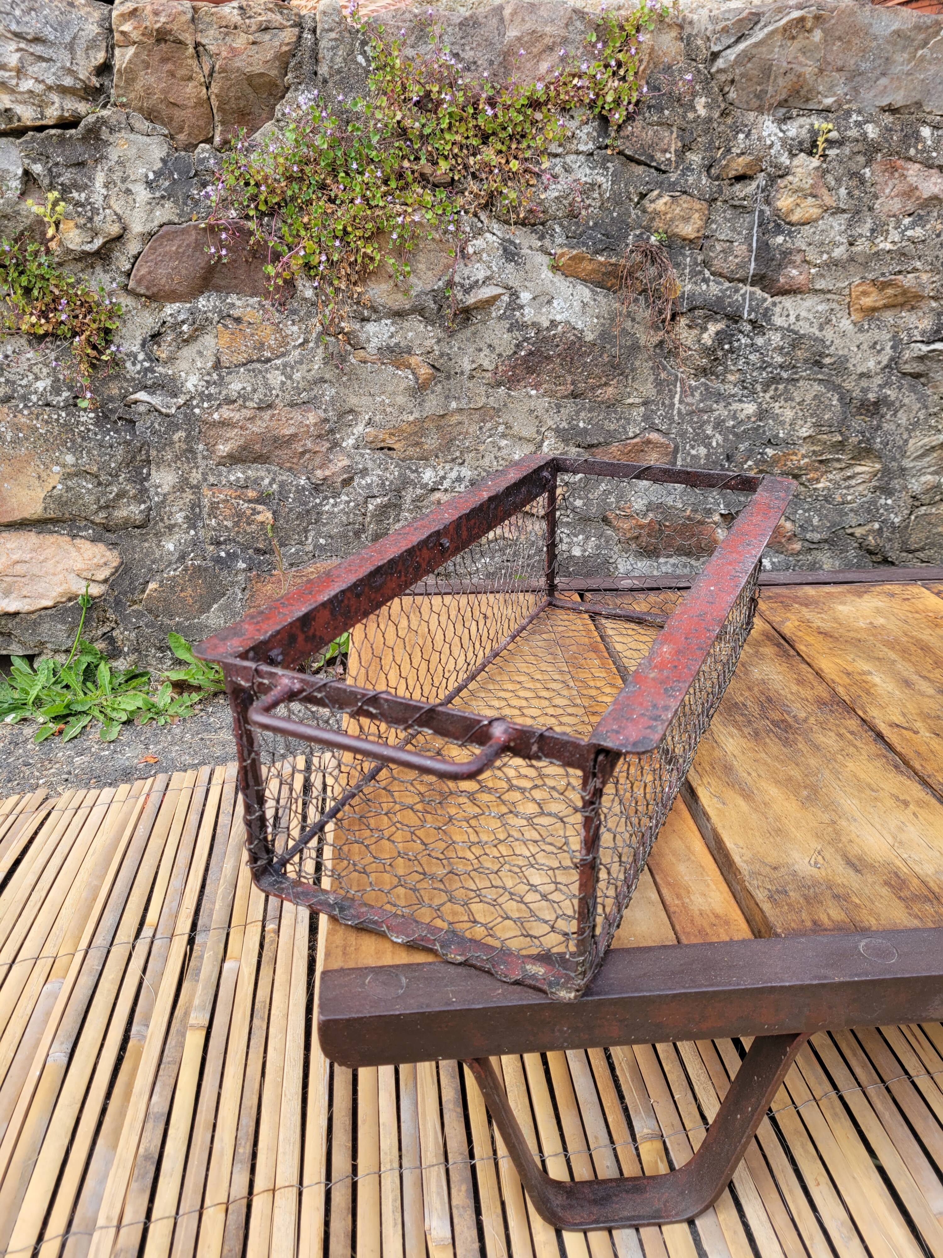 Panier en métal