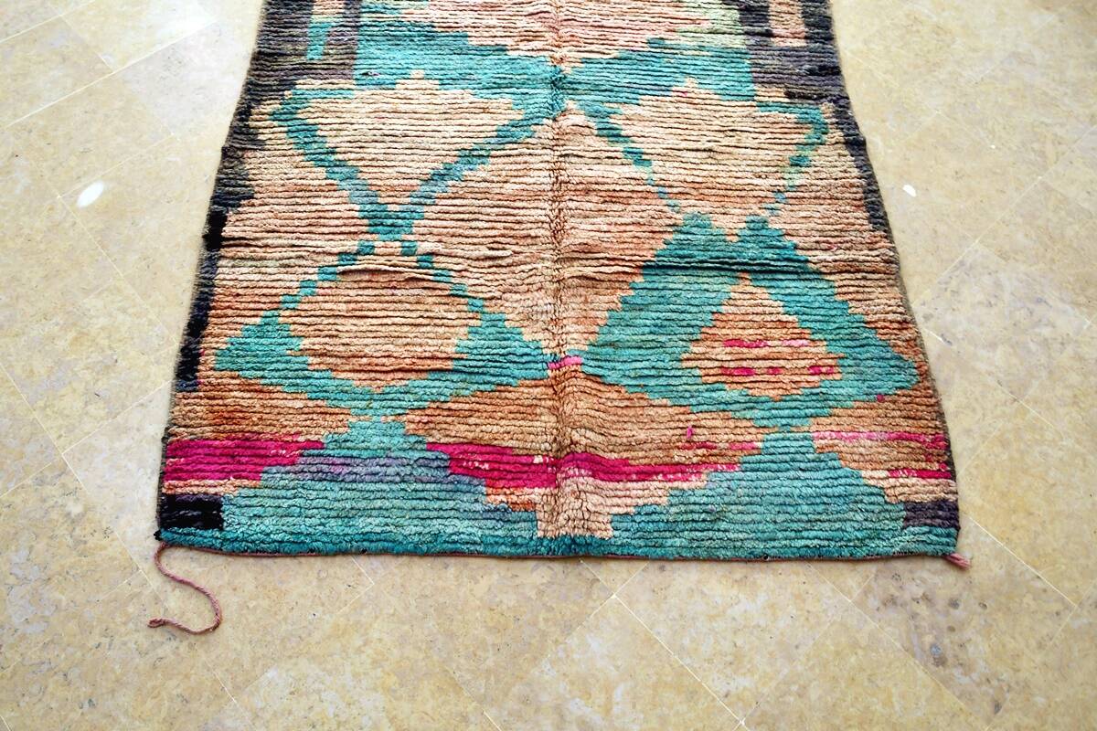 Moroccan Berber Boujaad Rug 210 cm x 158 cm