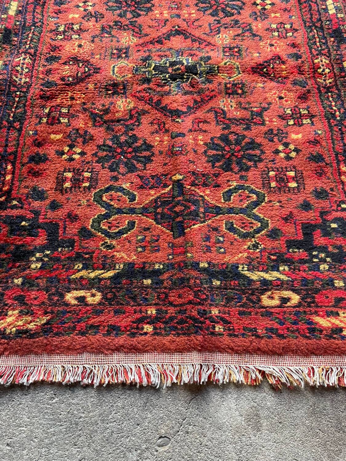 Vintage Persian style wool rug