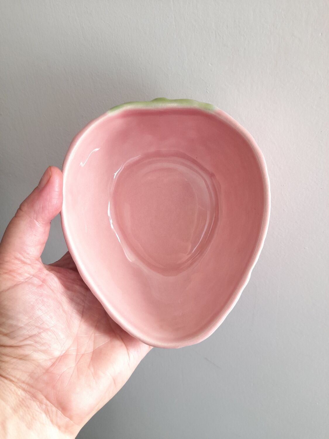 Set of 6 Bordallo Pinheiro strawberry cups