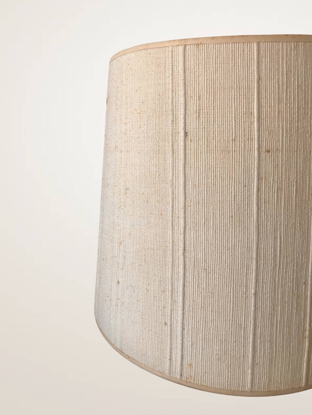 Lampe XL en bois avec abat-jour en lin
