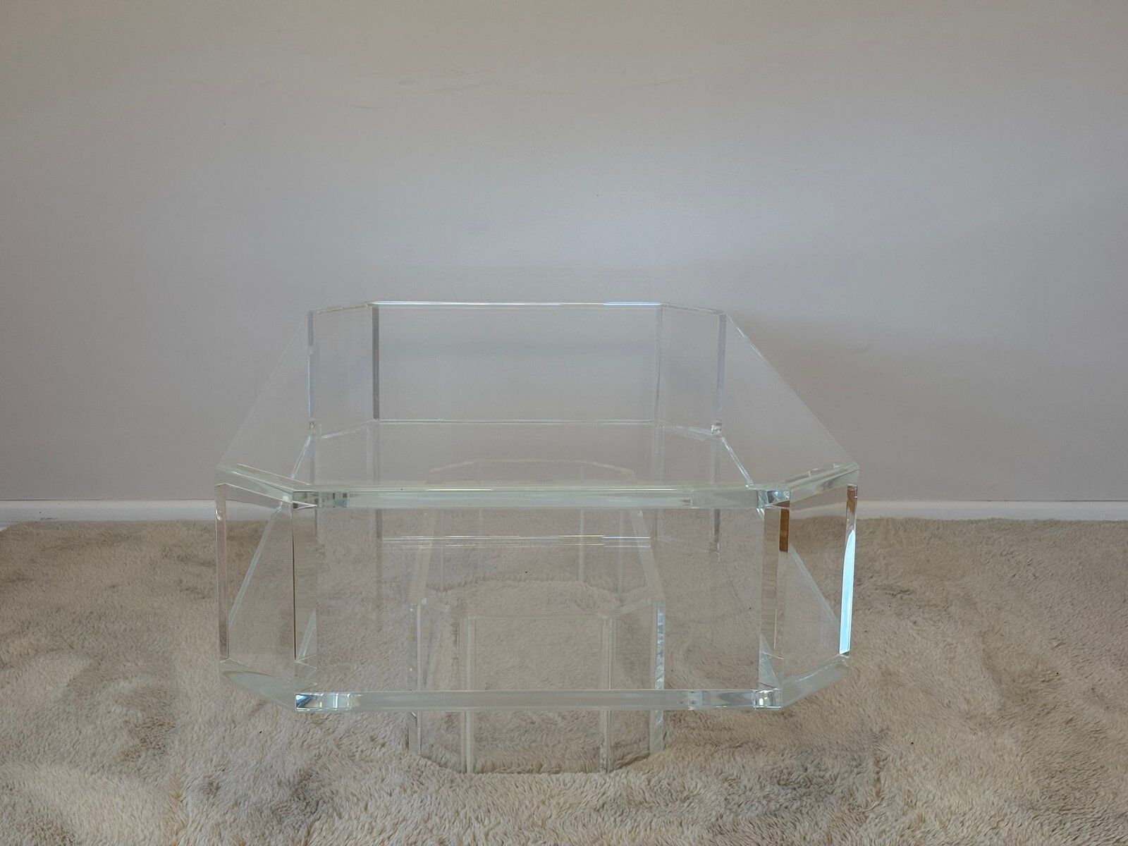 Table basse en verre acrylique transparent