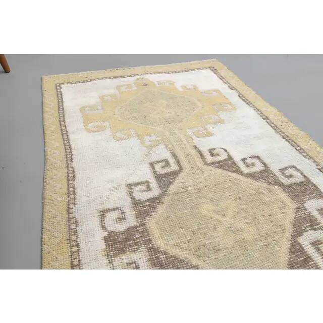 1970s Turkish Hand-Knotted Wool Cotton White Runner Rug 92x322