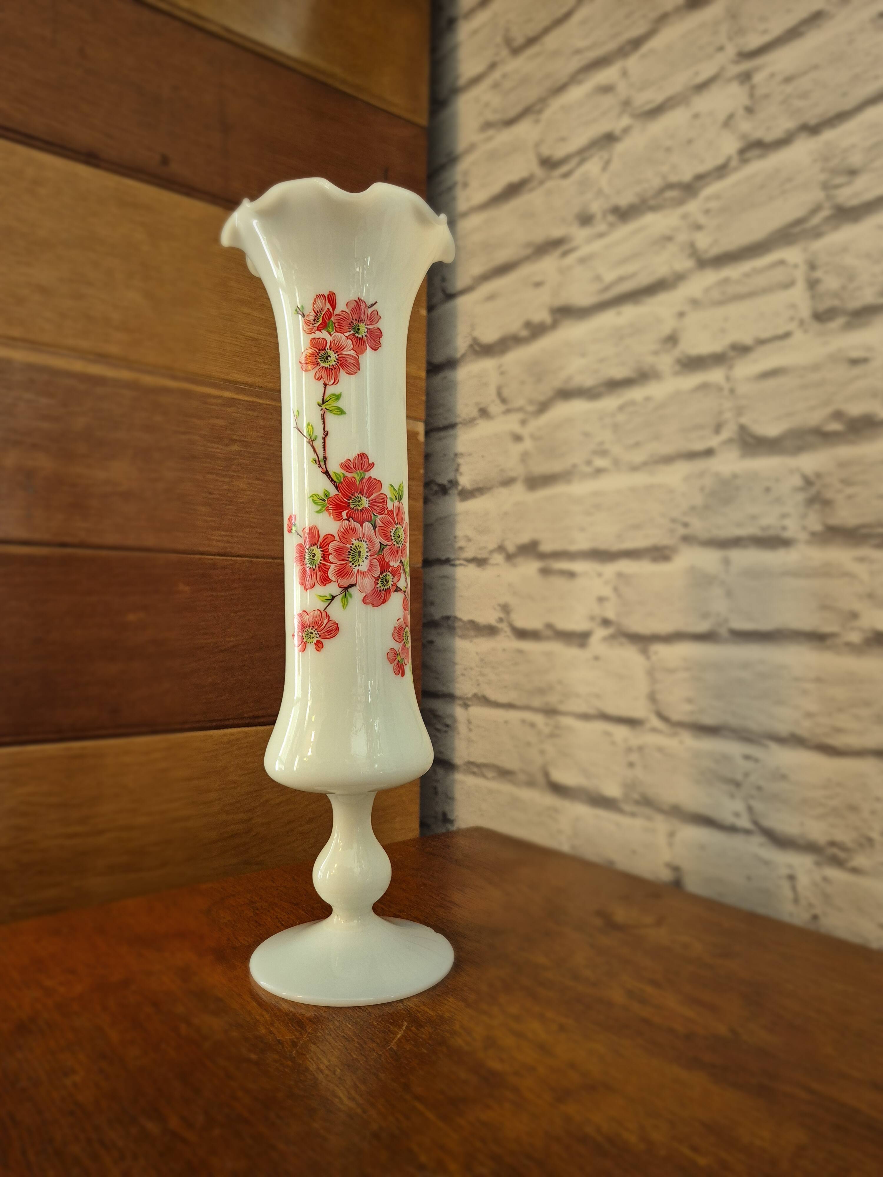 Grand vase opaline fleuri vintage