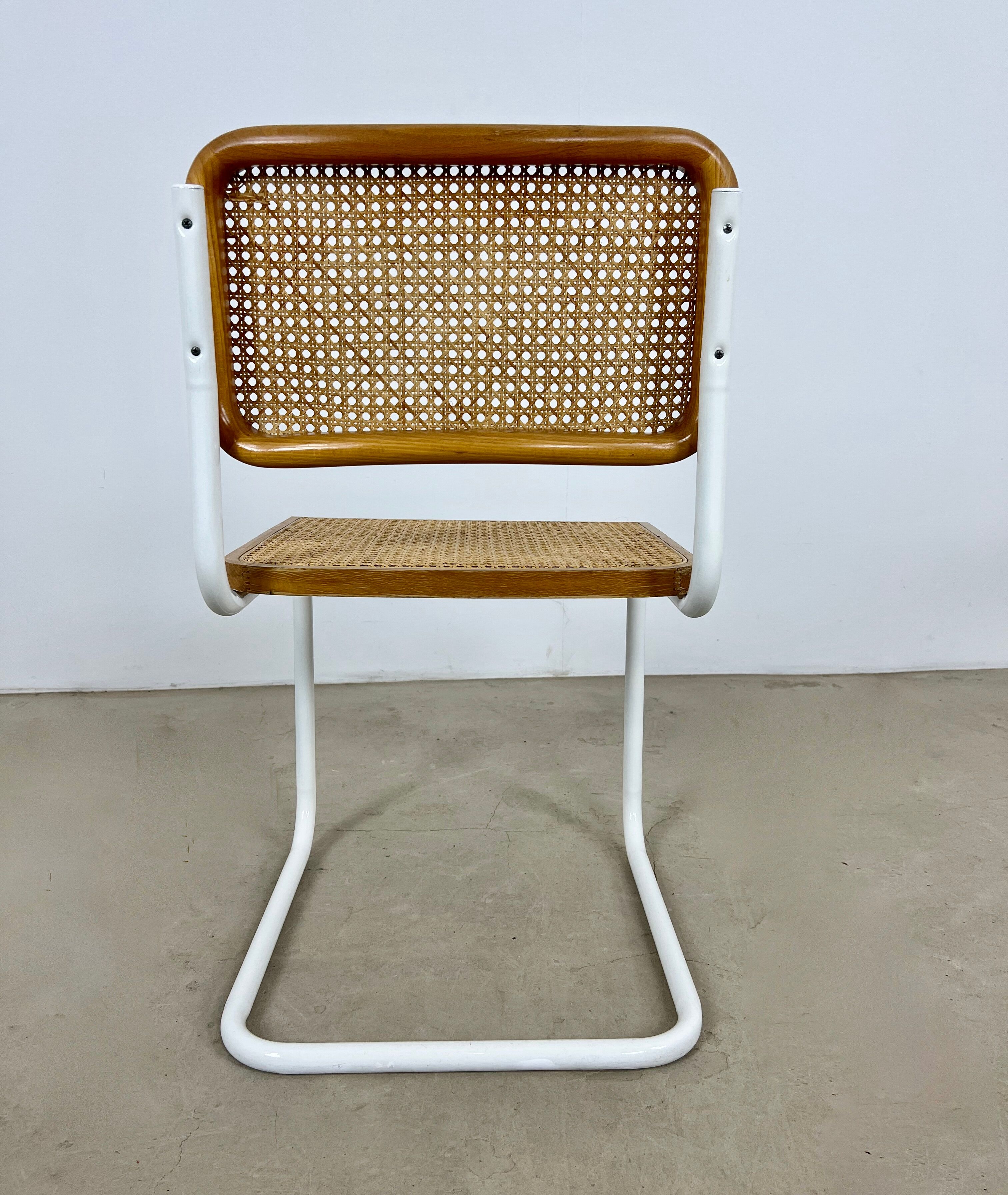 Dinning chairs B32 By Marcel Breuer