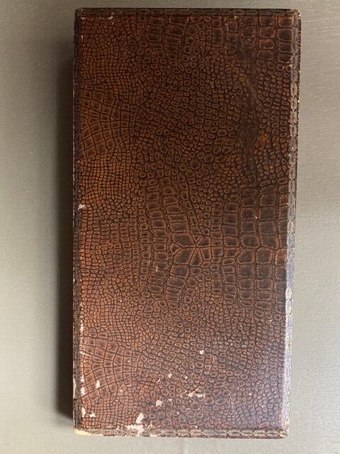 Lot of 12 horn handle knives