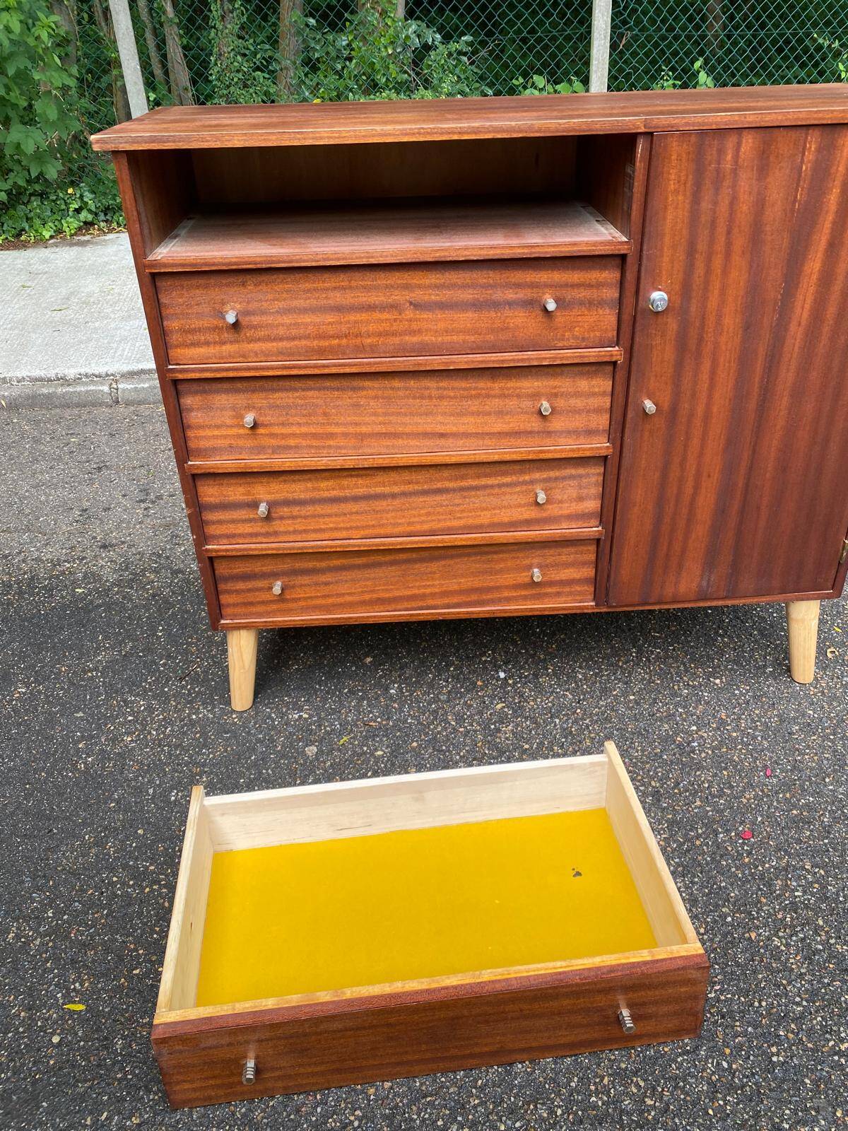 Commode buffet scandinave en acajou des années 50