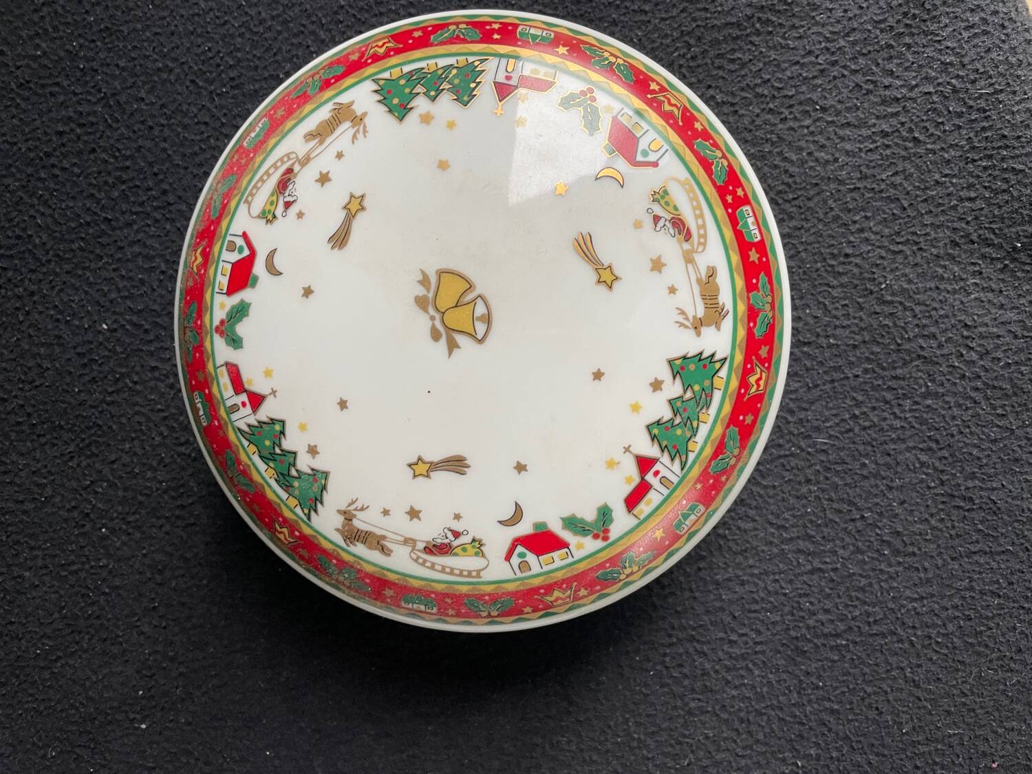 Original MAEBATA Japan - 1 "Merry Christmas" Candy Box