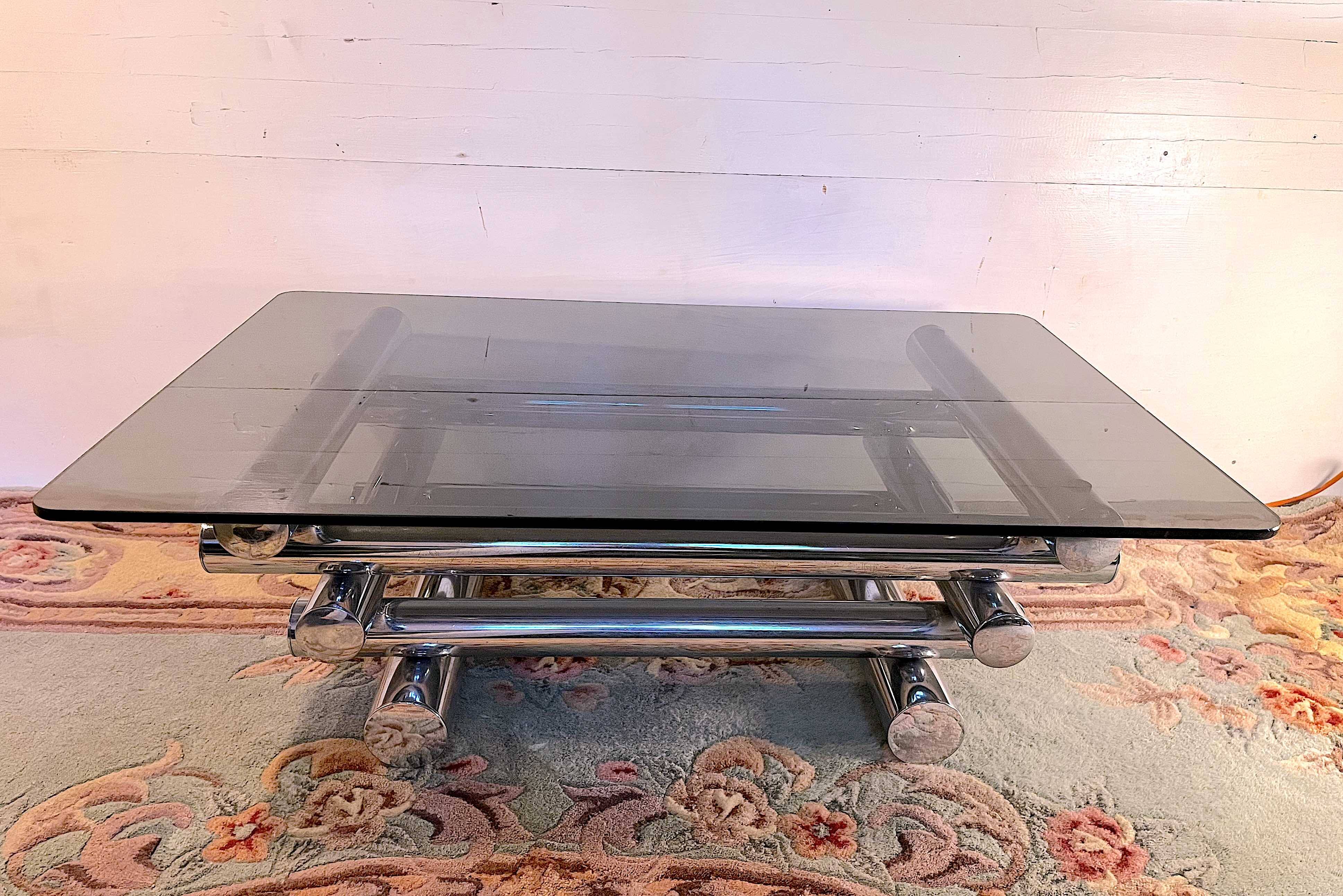 Chromed metal and smoked glass coffee table, dlg Willy Rizzo, mid-20th century