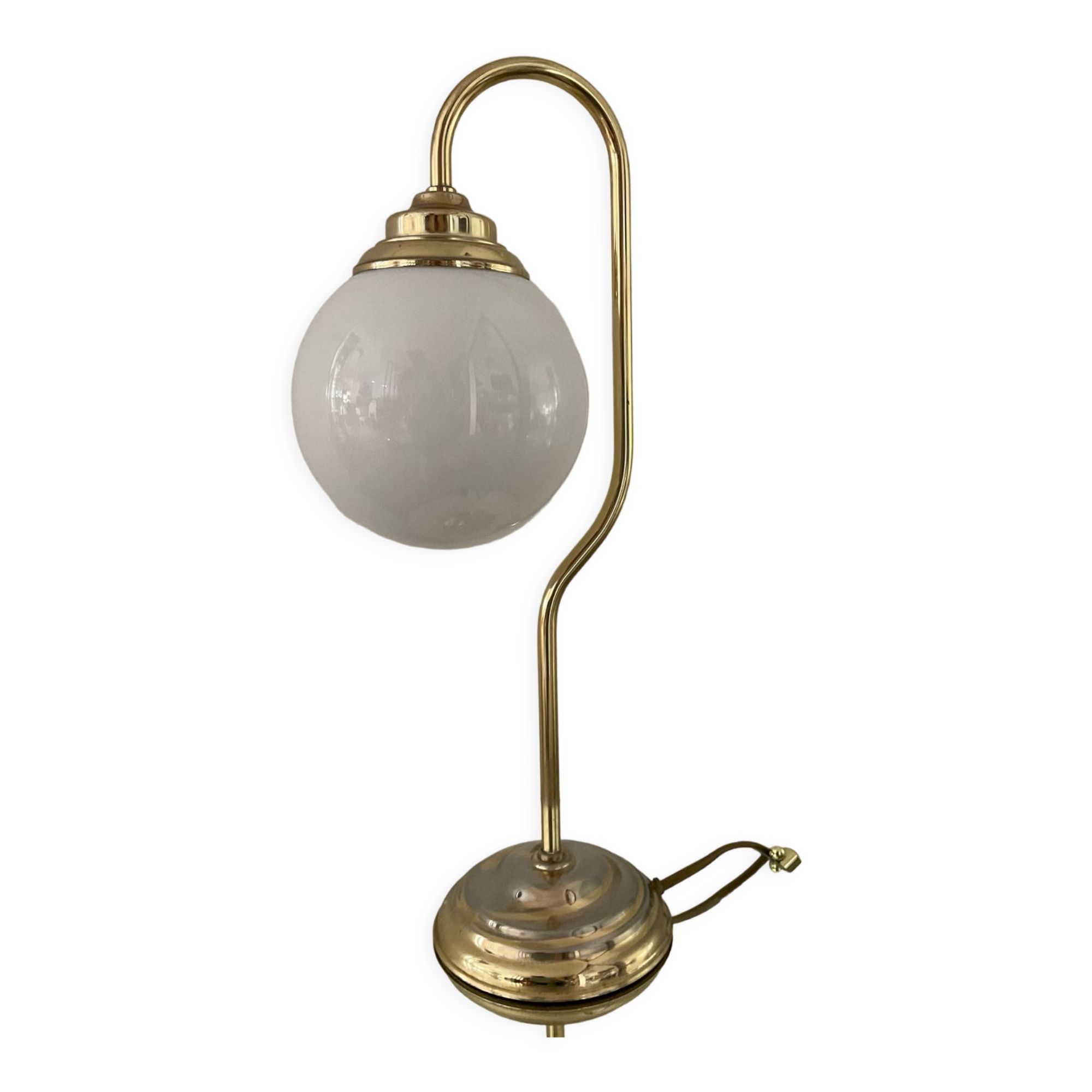 Vintage lamp from the 70s in brass and opaline
