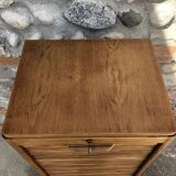 Curtain binder cabinet