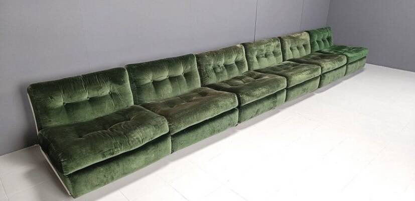 Modular velvet canapé Amanta by Mario Bellini for C&B Italia