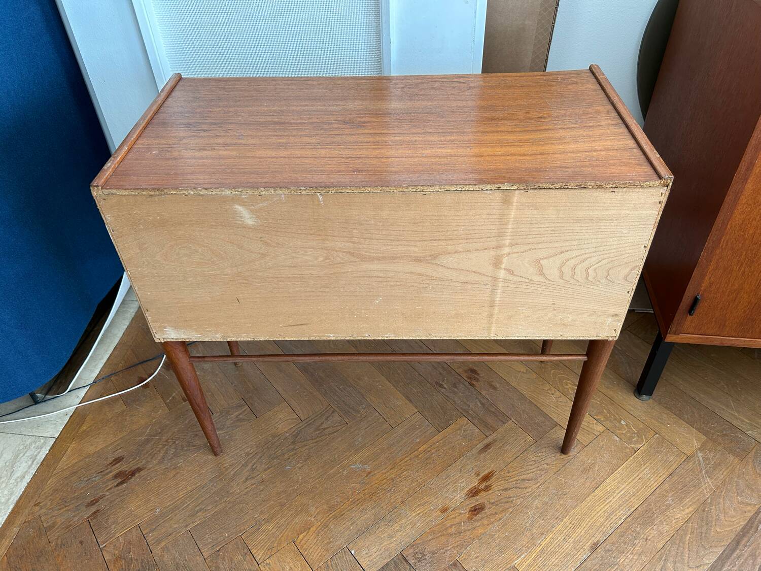 Table de chevet scandinave / petite commode scandinave vintage design