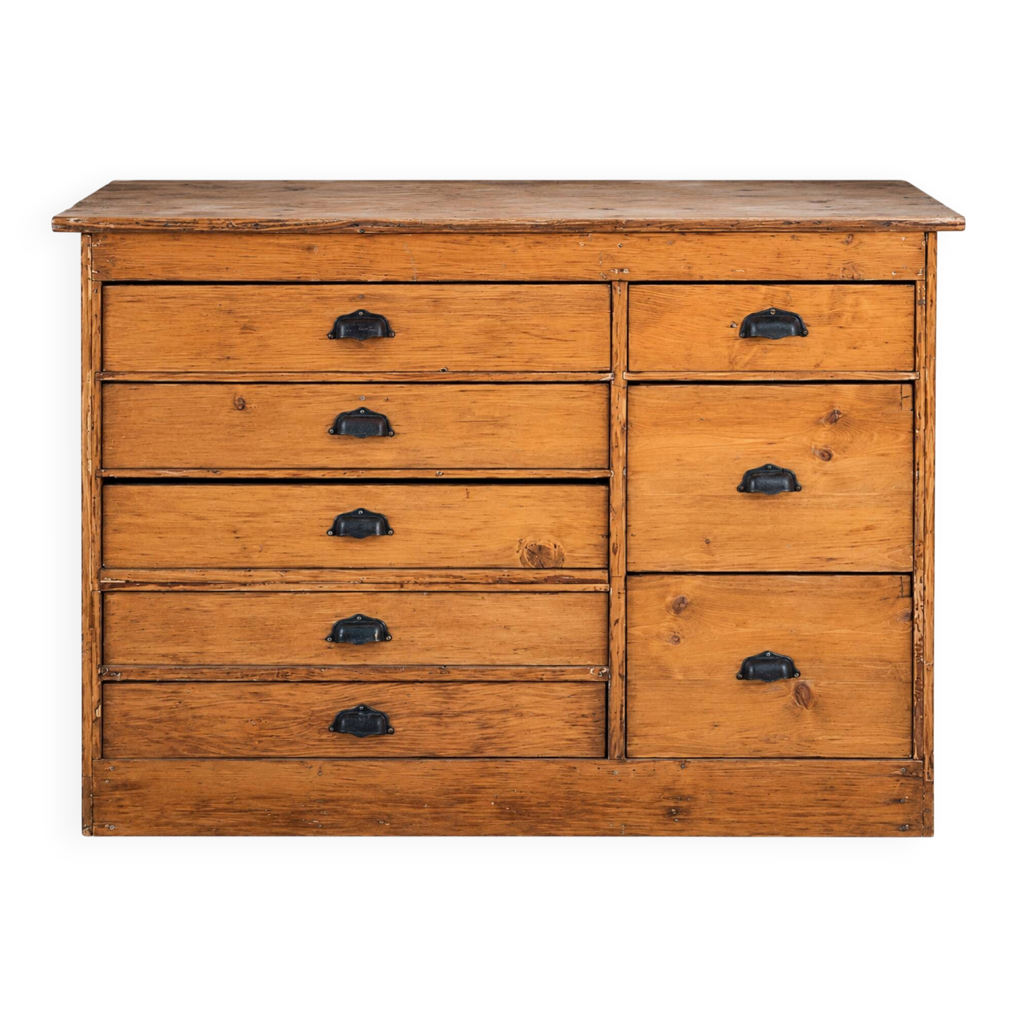 Antique drawer cabinet