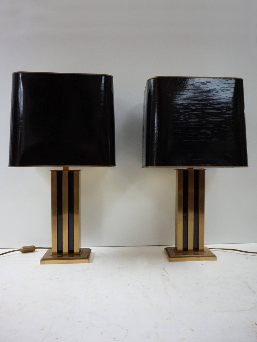 Paire de lampes de table JLB Hollywood Regency en laque noire et laiton doré, 1970s