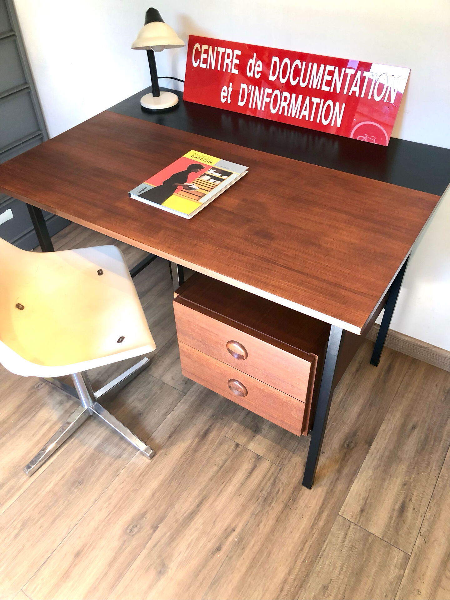 Modernist desk