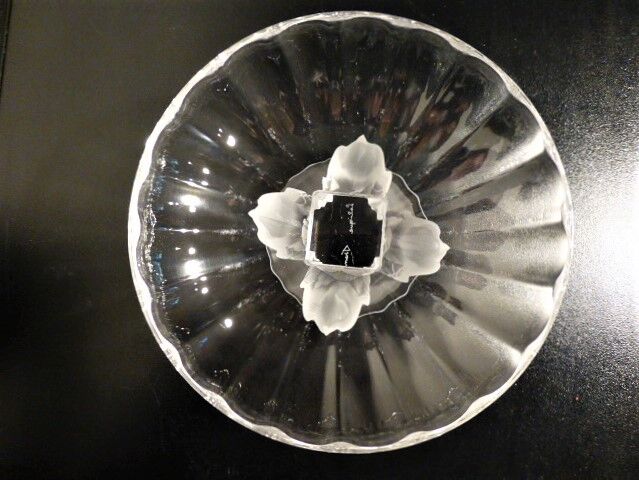 Lalique crystal cup model nogent 1966