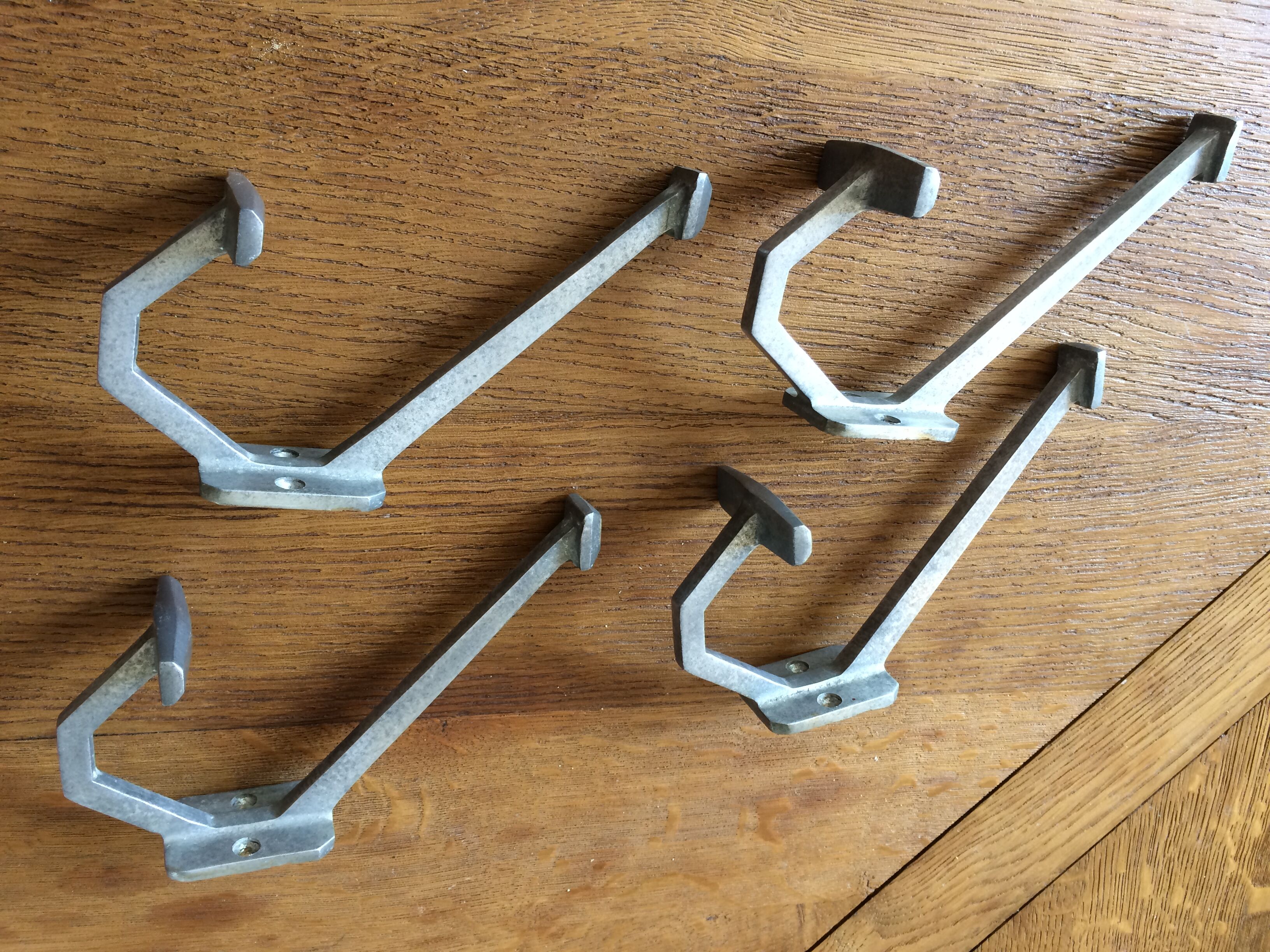 Patères en aluminium