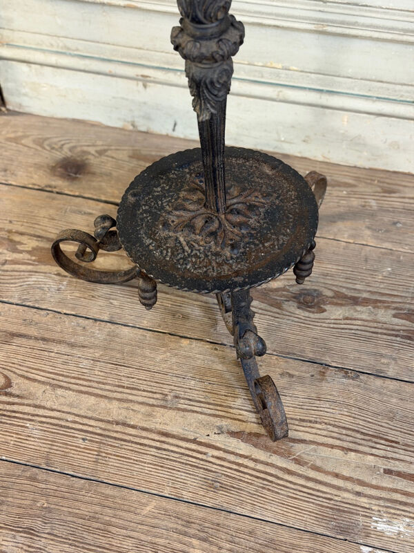 Sellette en fer forgé, France vers 1880